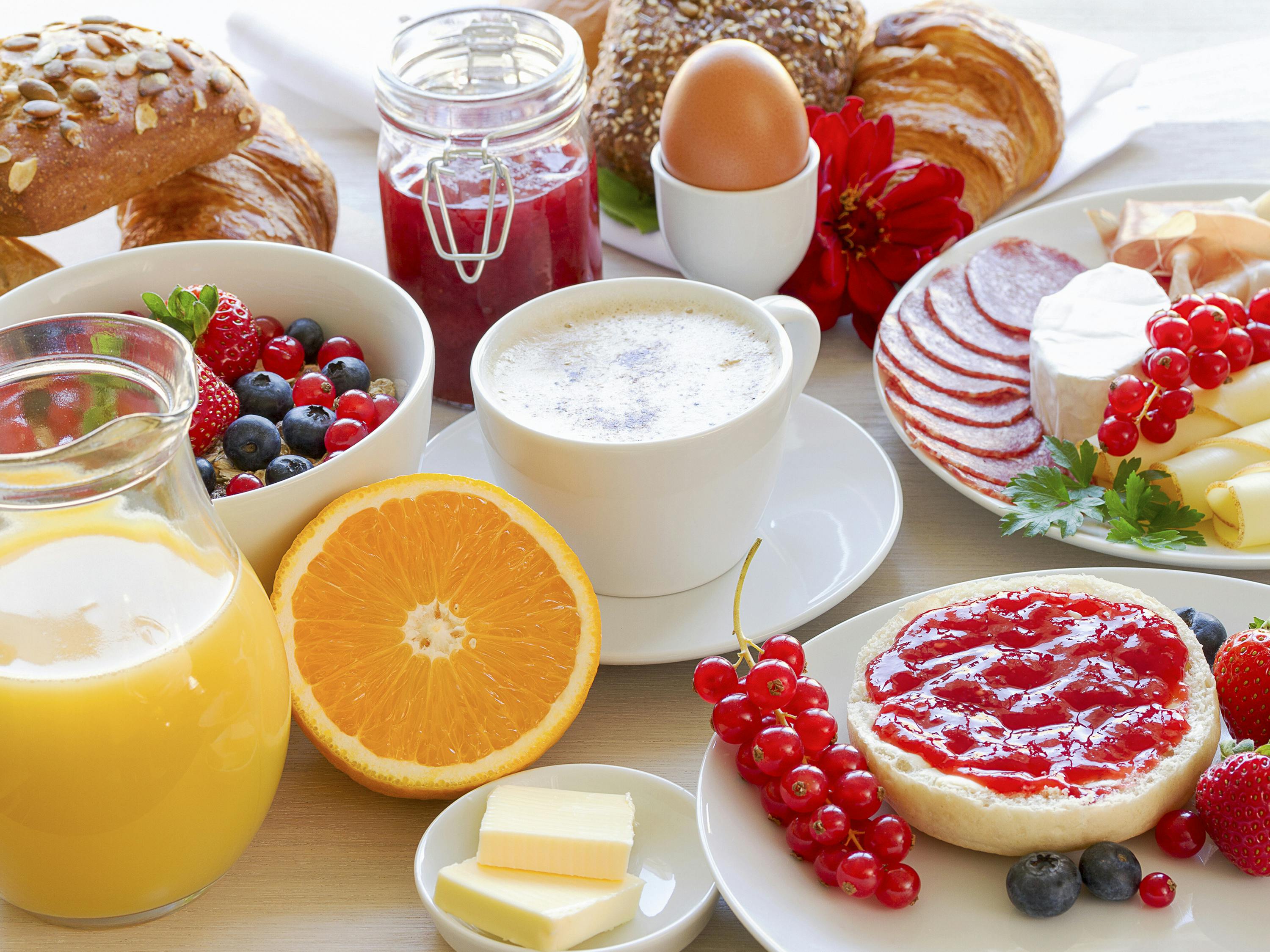 Le brunch du dimanche au Blausee