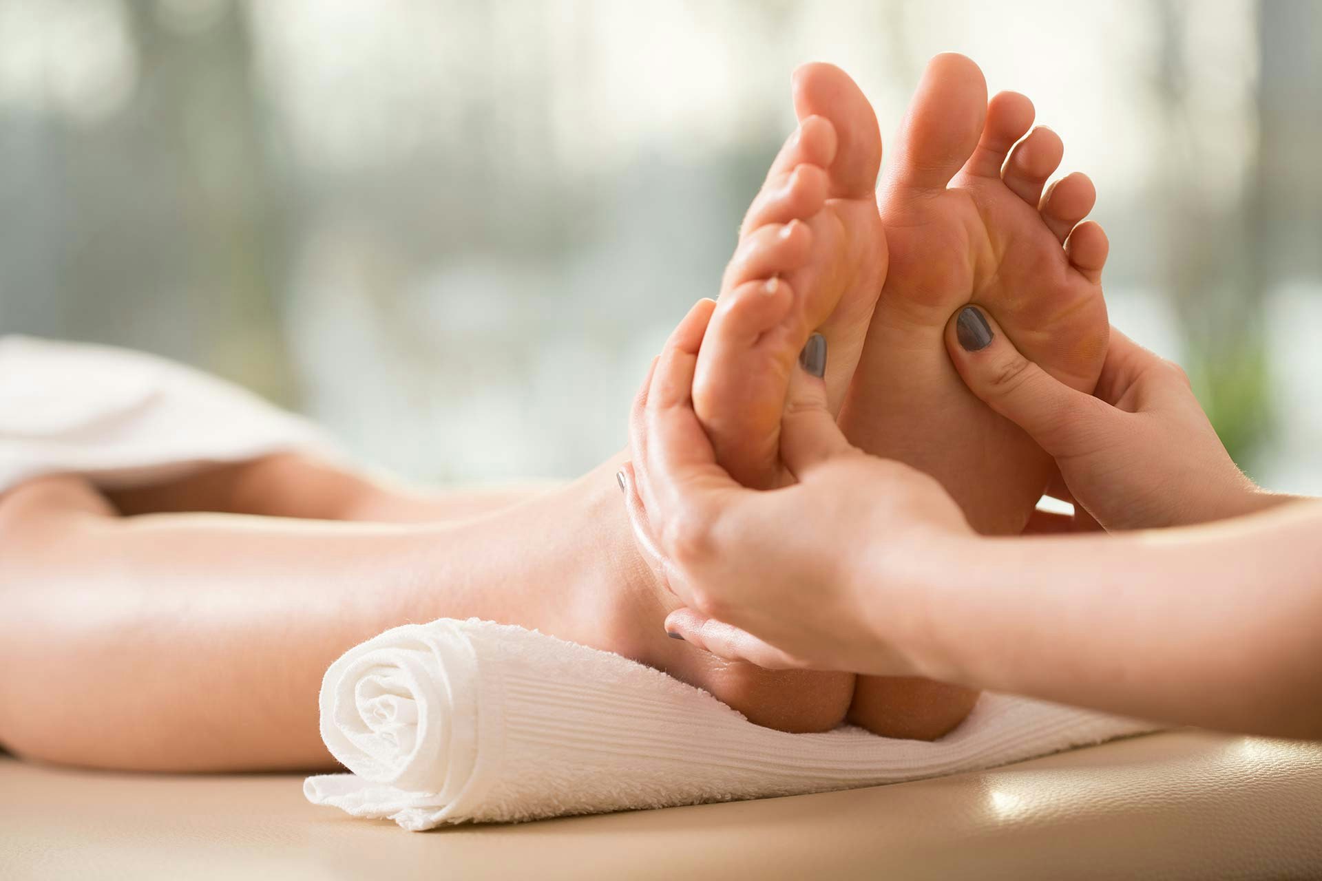 Reflexzonen Massage -&nbsp;<br>
Spa für Hände und Füsse