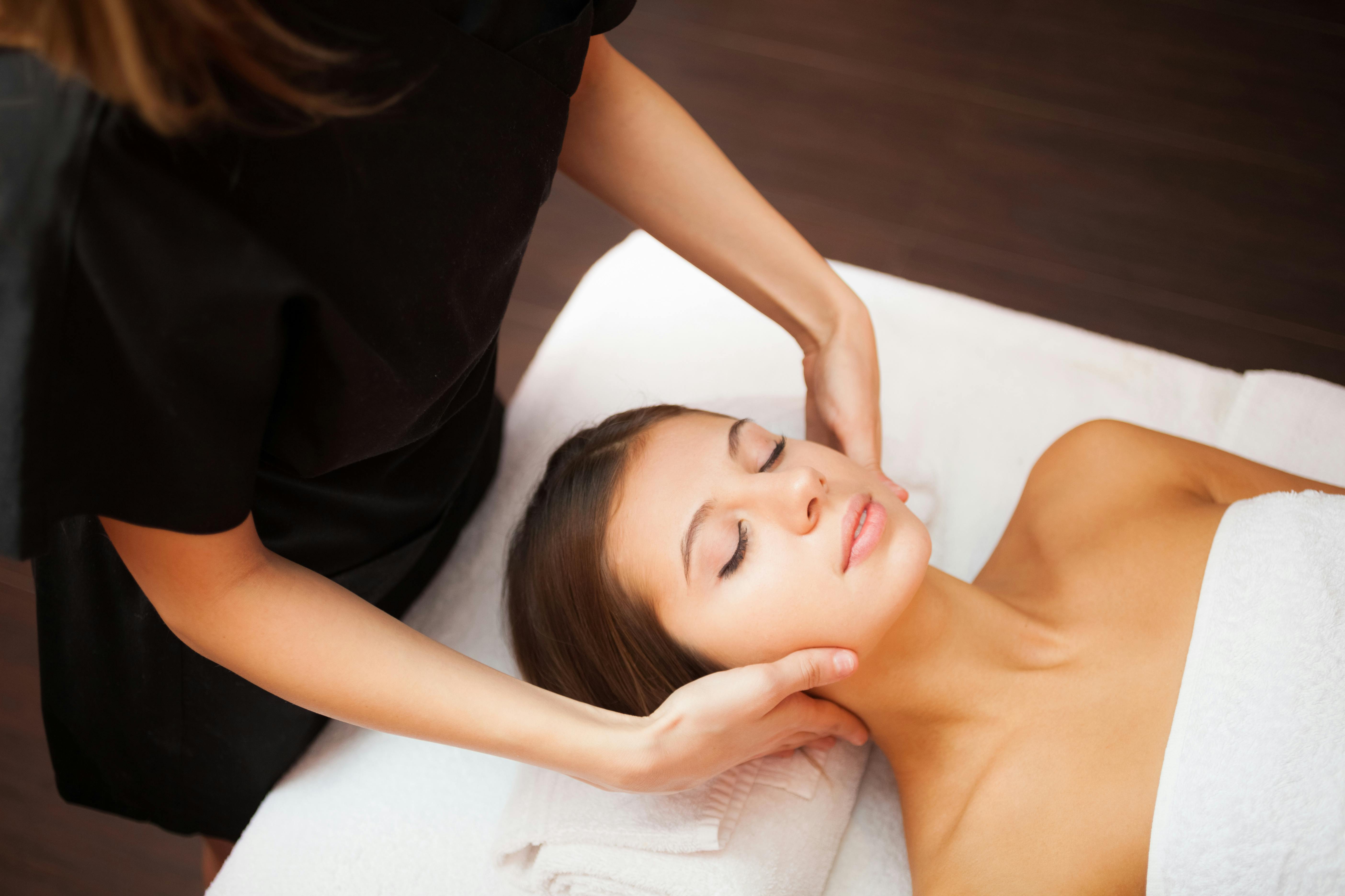 MASSAGE