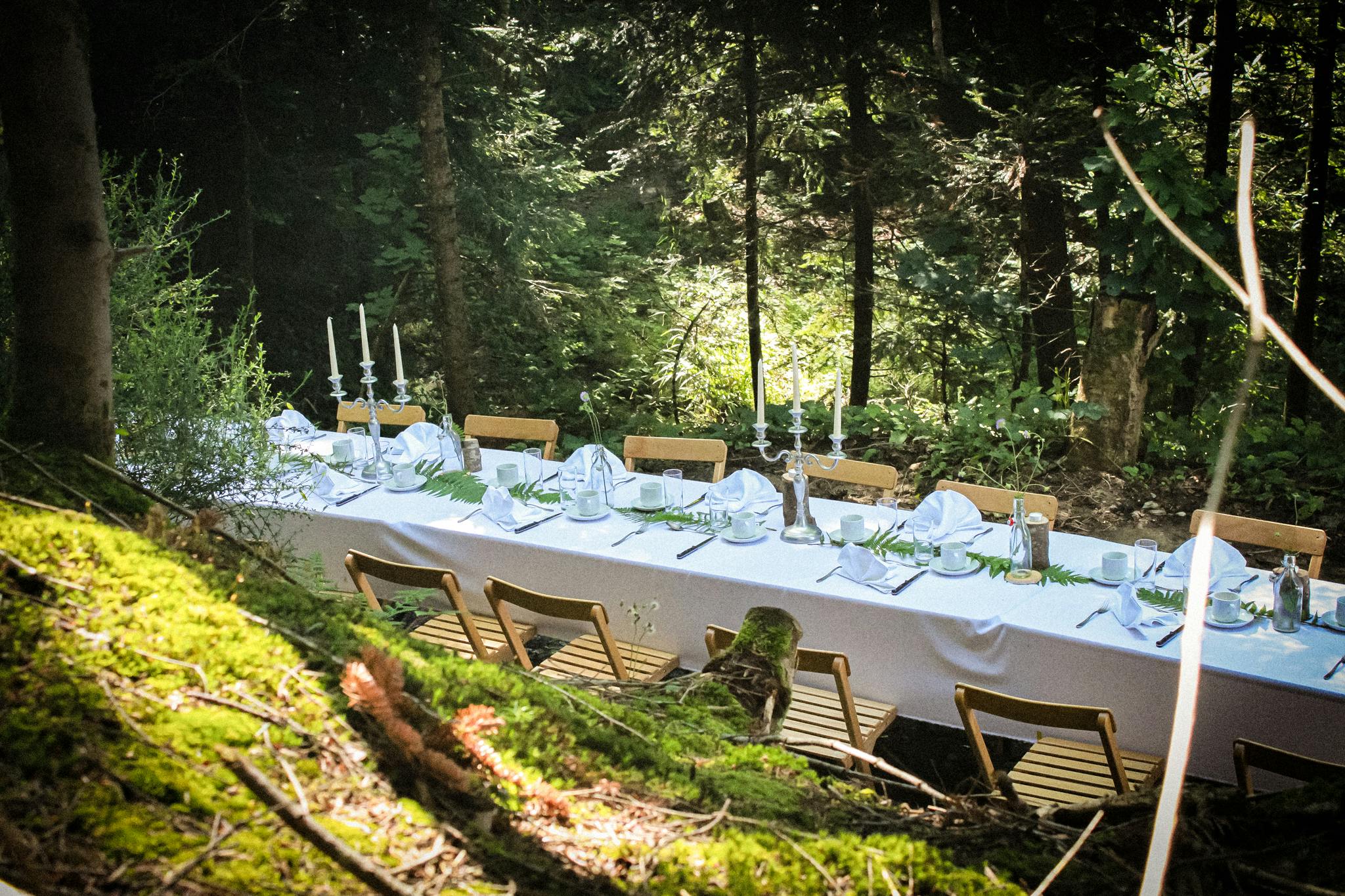 Pepper berry forest brunch