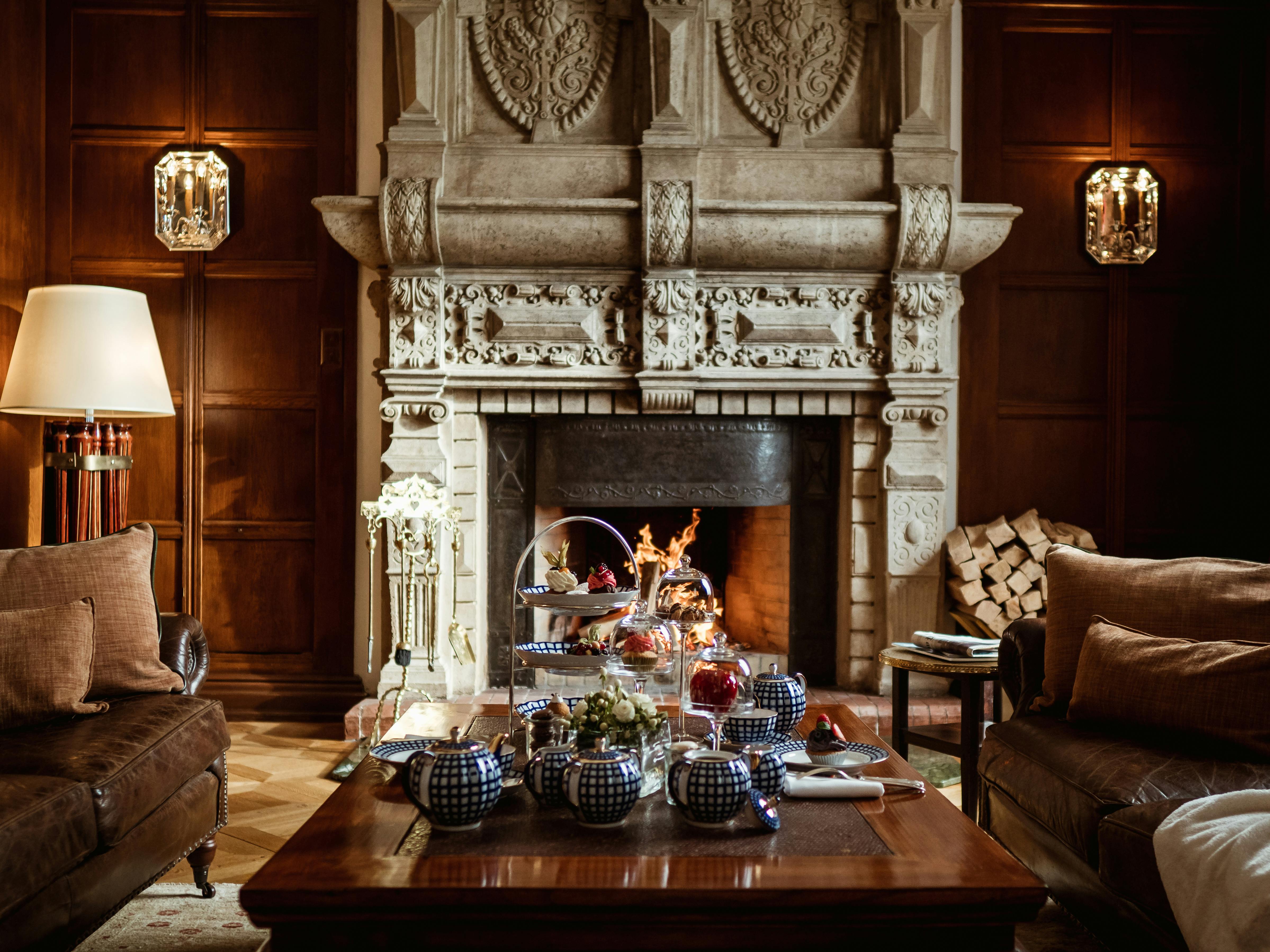 Champagner Afternoon Tea im Carlton Hotel