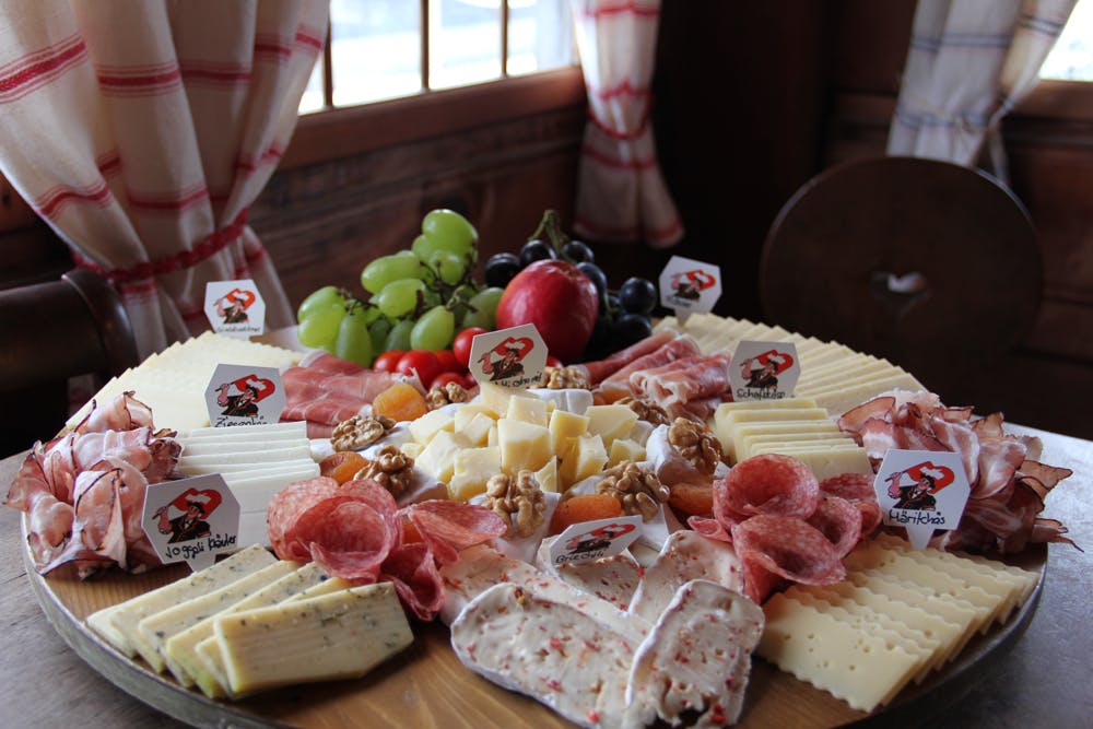 Sennenbrunch in der Emmentaler Schaukäserei