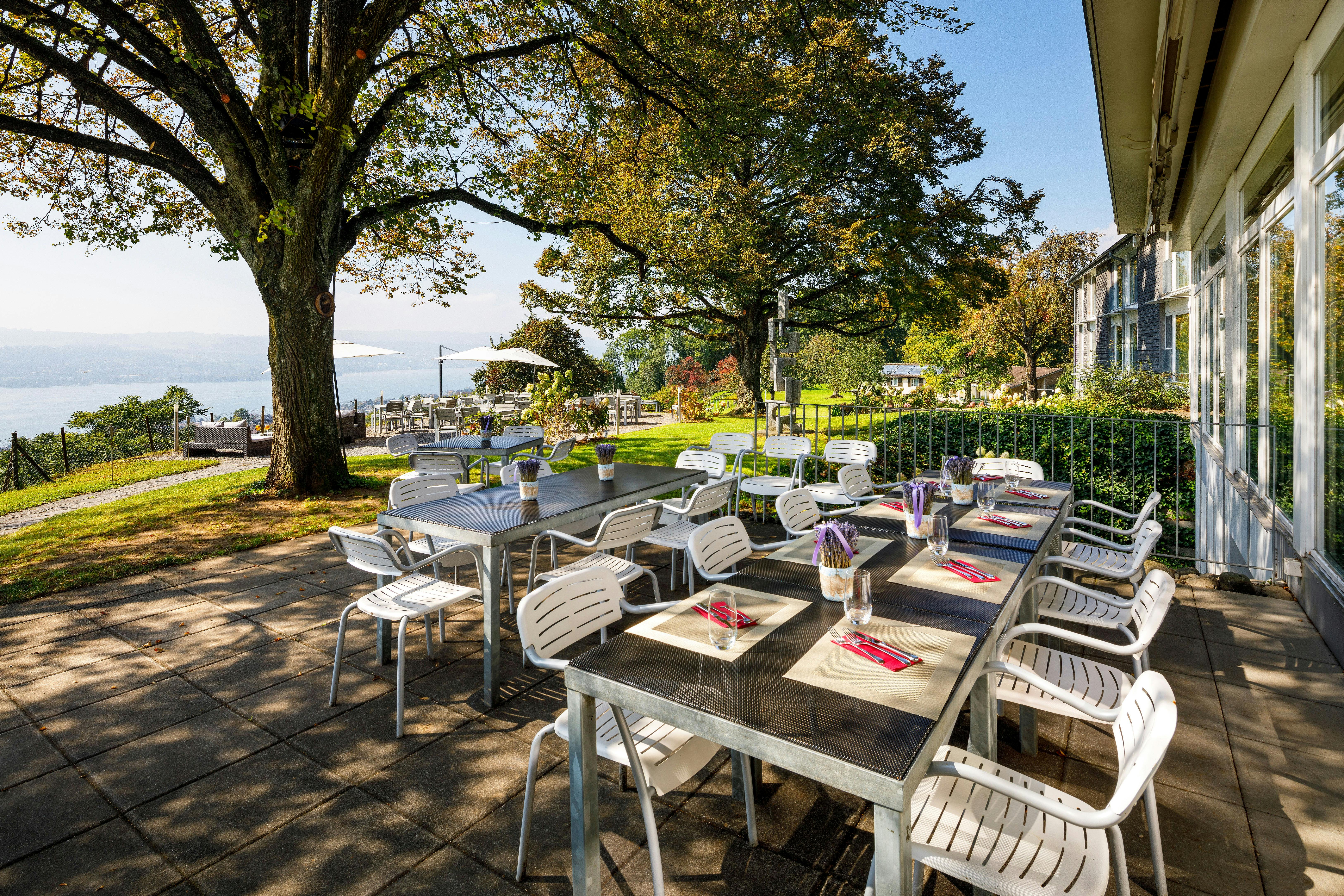 Mittagessen mit Aussicht im Hotel Boldern