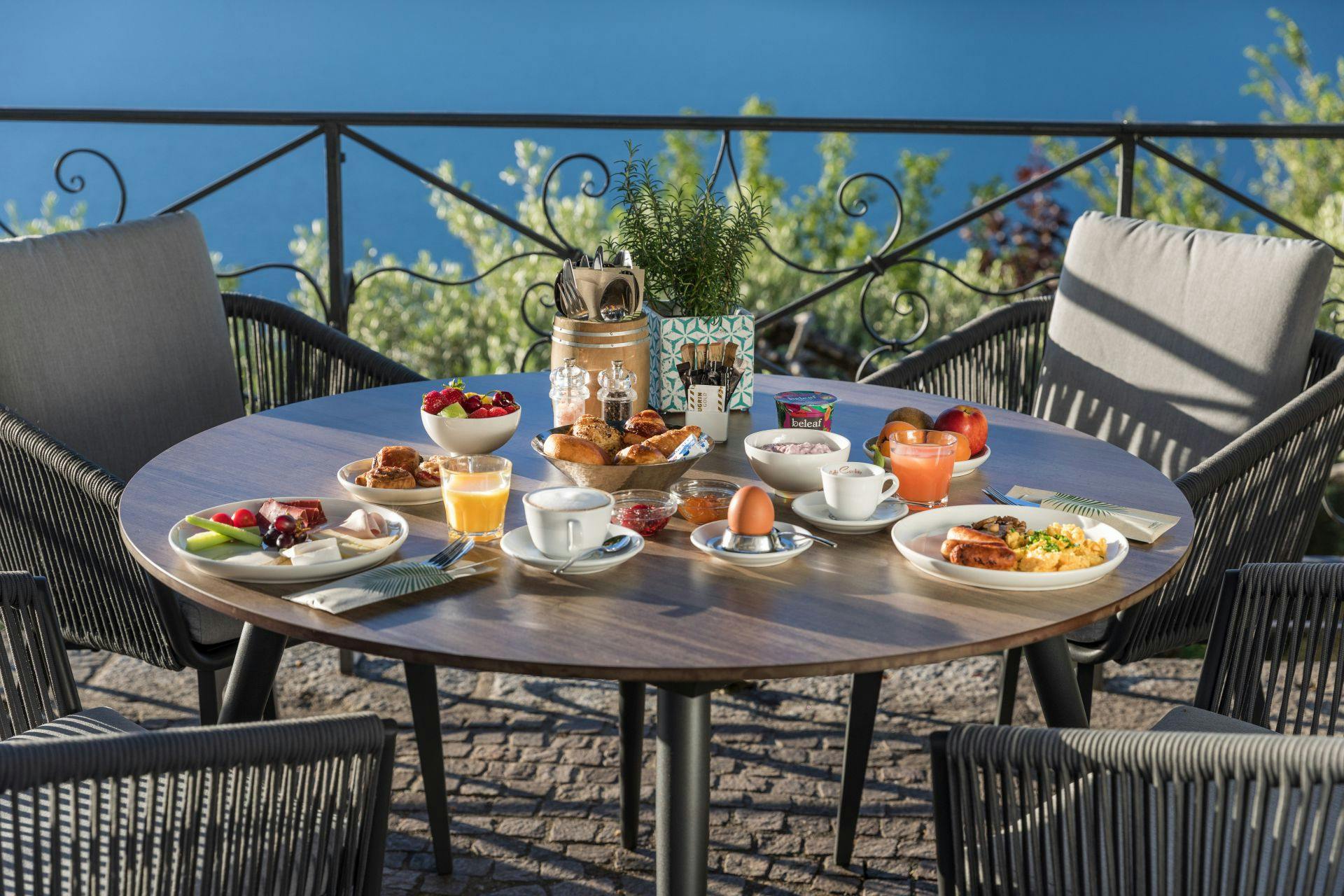 Petit-déjeuner au Parkhotel Brenscino Brissago