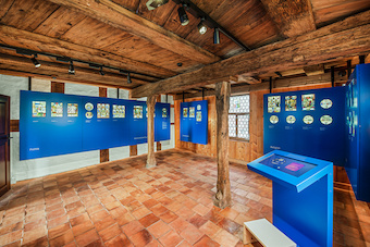 English tour of the permanent exhibition