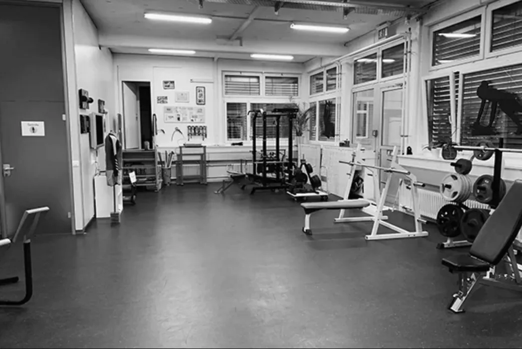 Jahres Abo 24/7 - Kraft und Cardio für Inhaber des Group Abo