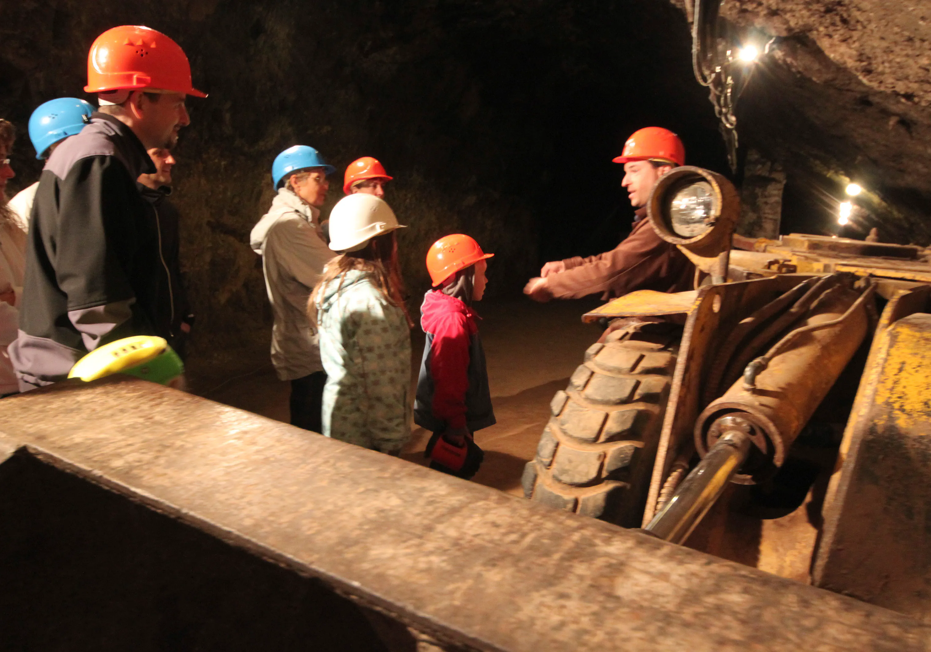 Visite des mines d’asphalte