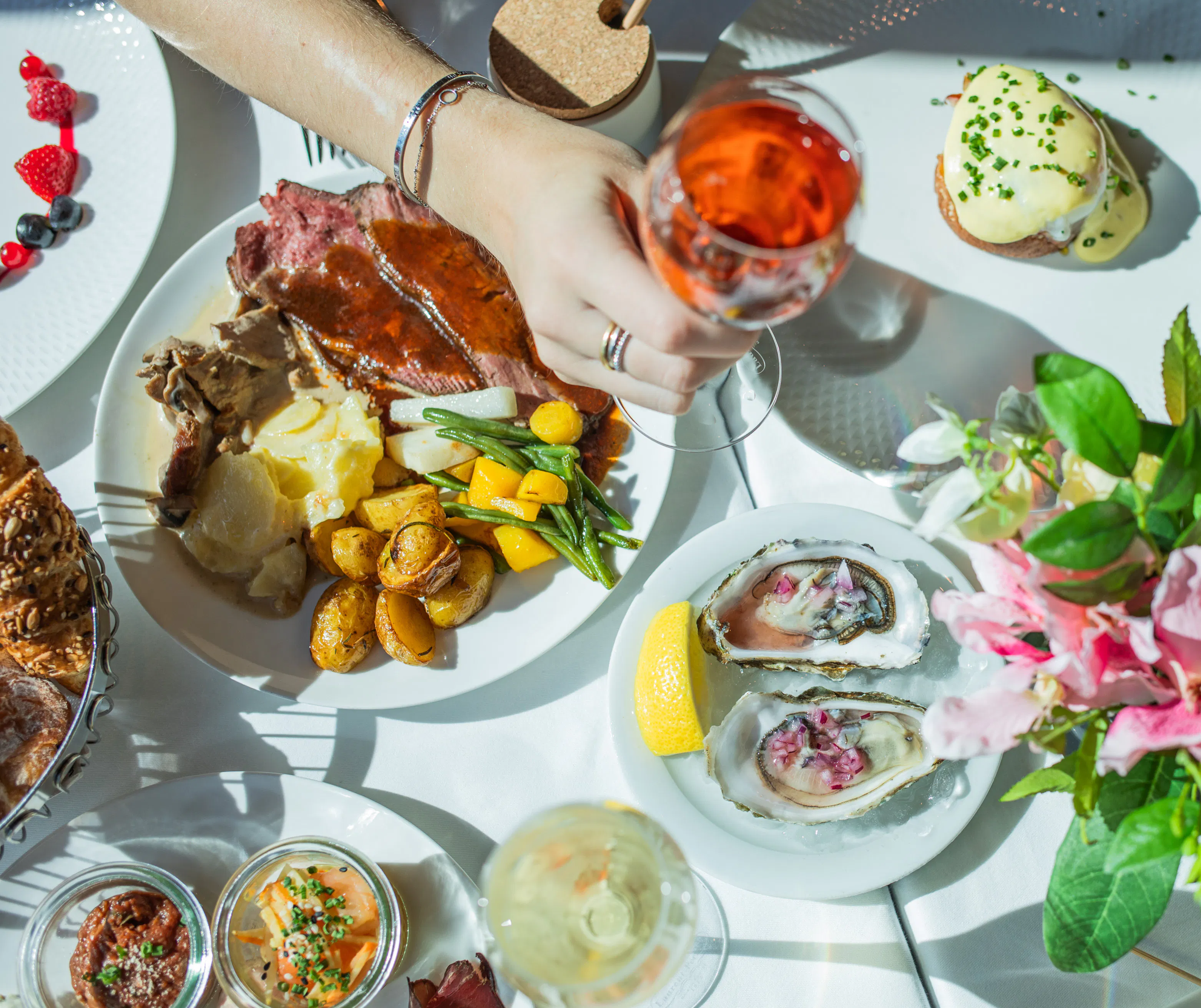 Clouds Brunch mit Panoramablick