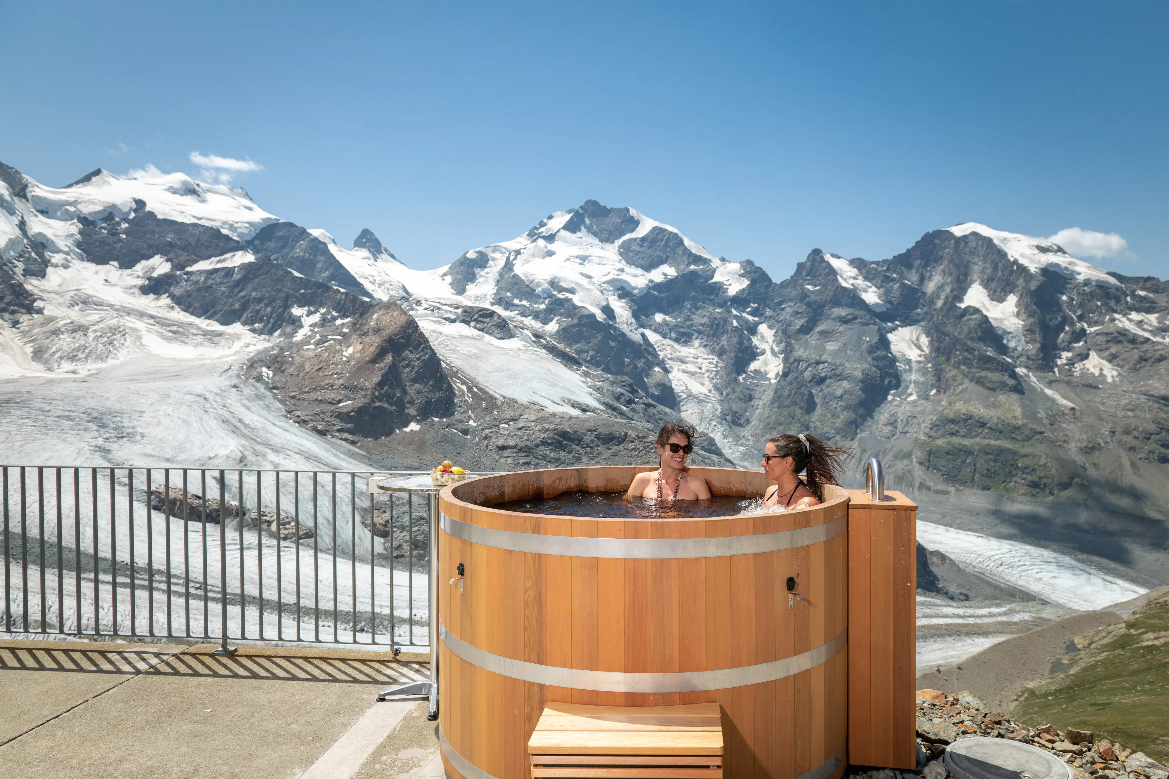 Jacuzzi on Diavolezza<br>at 2,978 m<br>