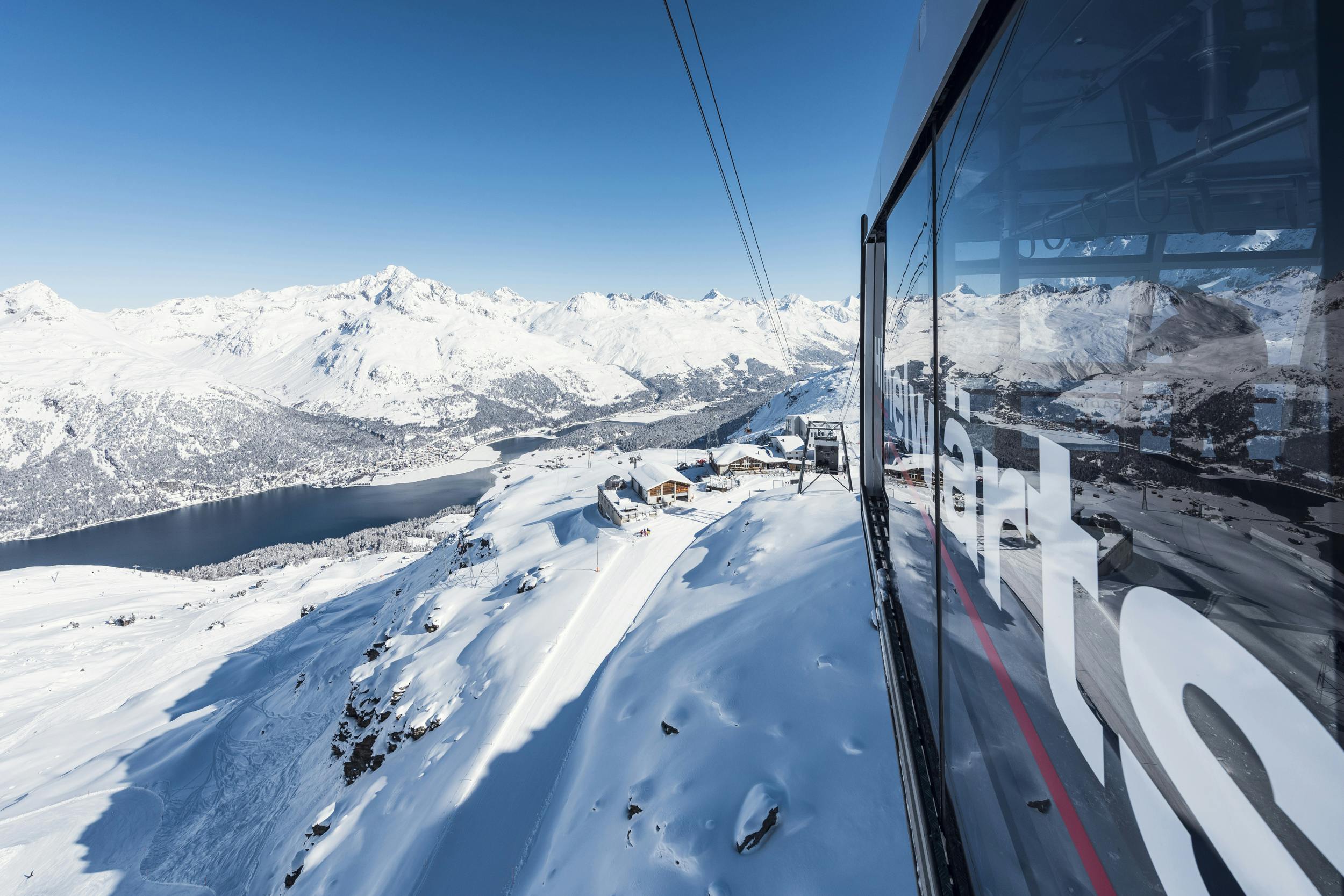 Berg- und Talfahrt Corvatsch