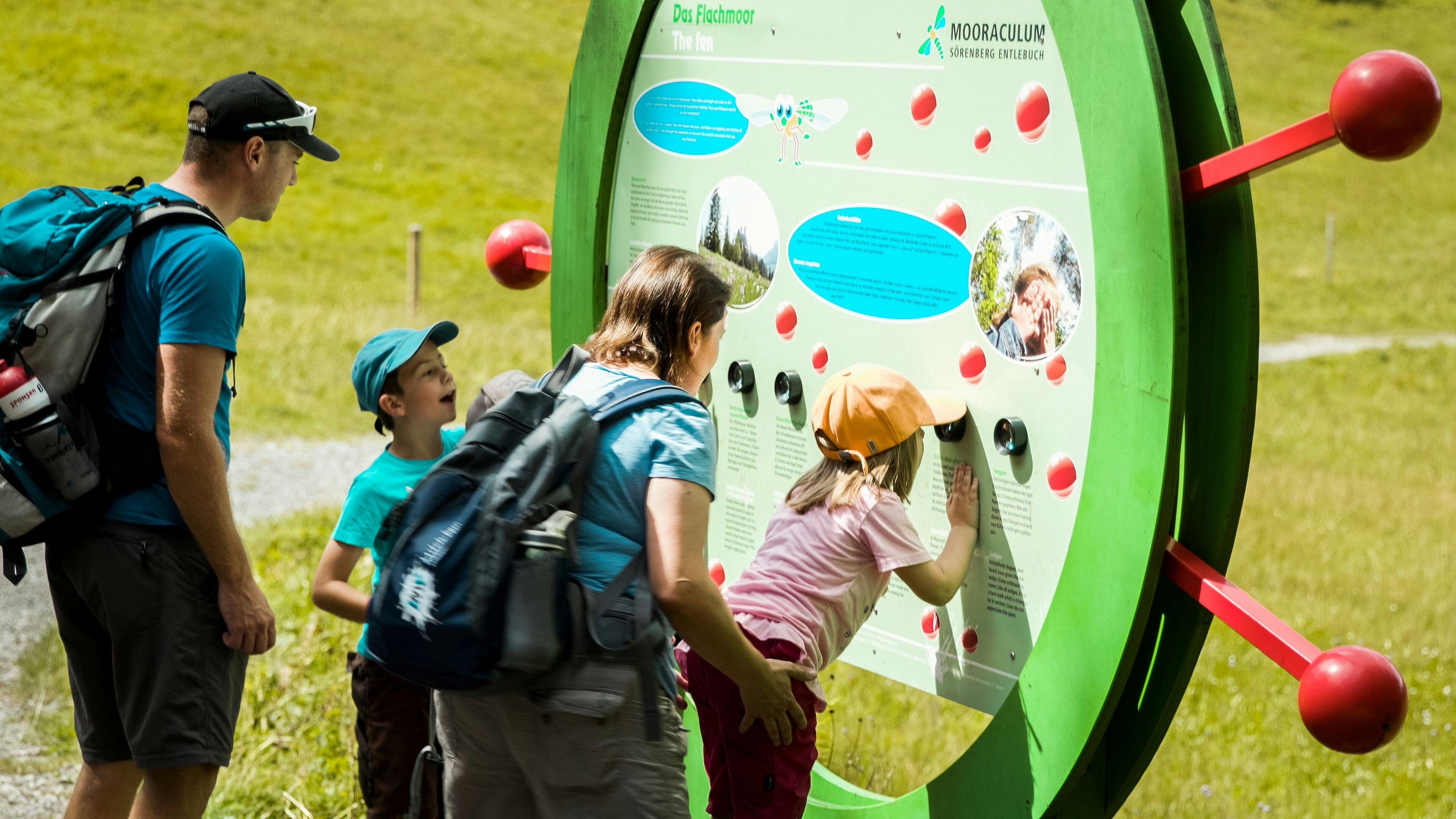 Mooraculum Family-Pass