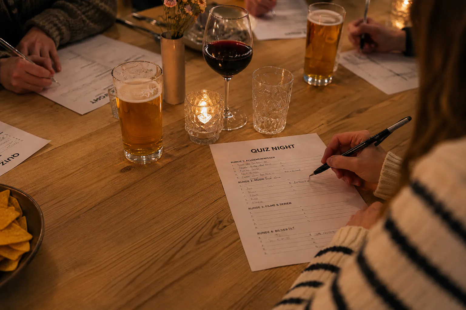 Quiz Night - Handy weg, Hirn an!