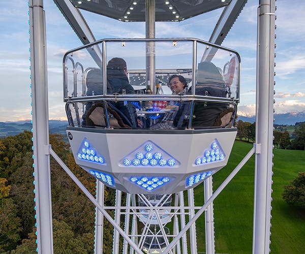Fondue-Fun on the Ferris wheel