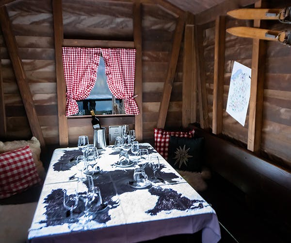 Silvester Dine and Light au chalet