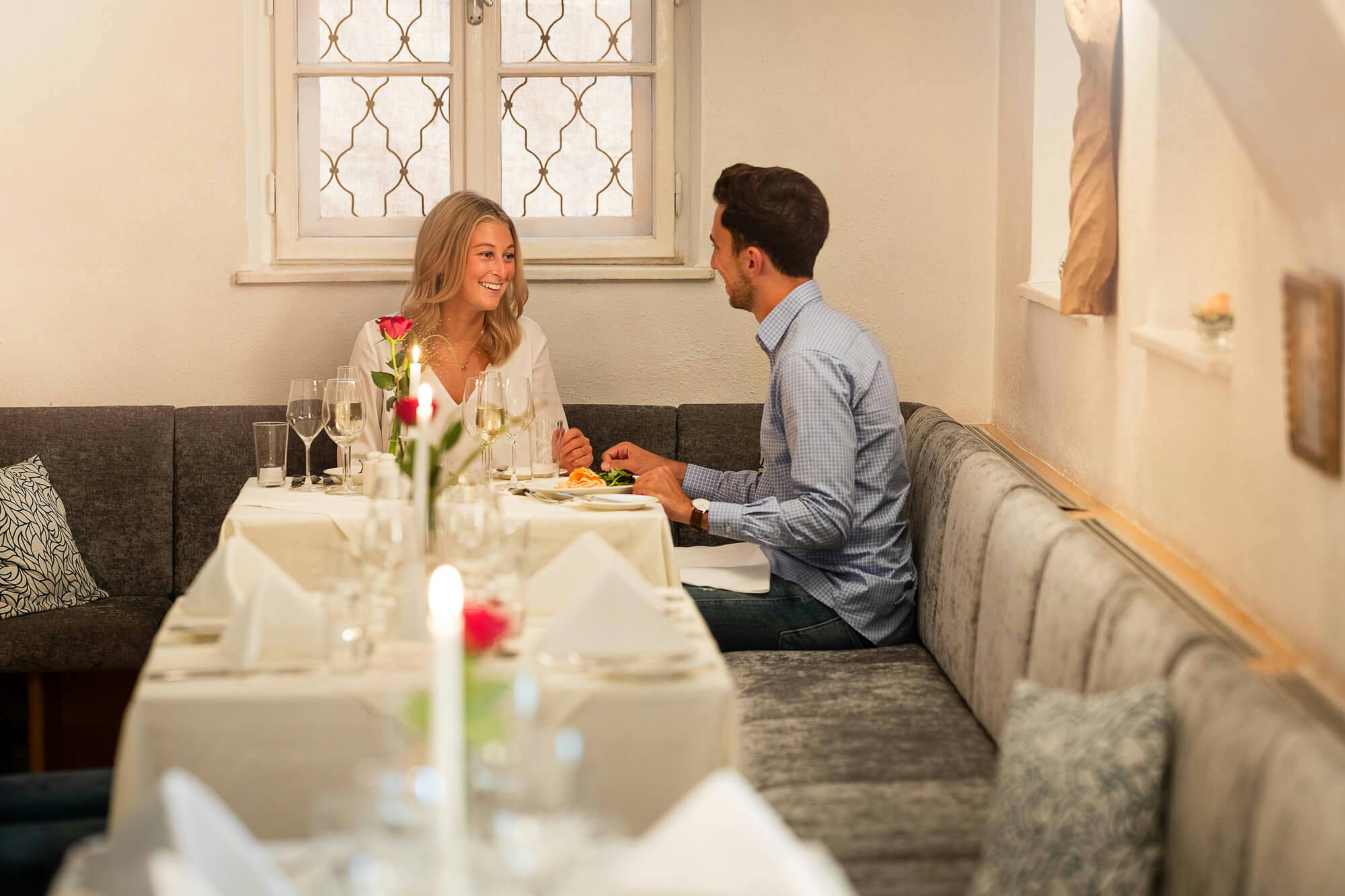 Valentinstag Romantikpaket 2026 mit 5-gang-Menü