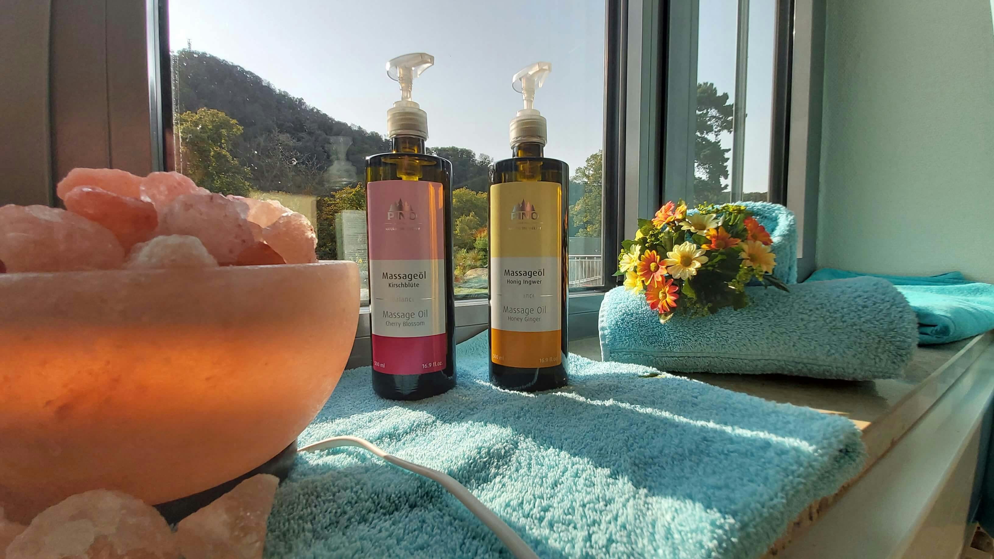 <strong><strong><strong>Kosmetik Behandlungen</strong></strong></strong><br>Sagenhafte Pflege für Ihre Haut