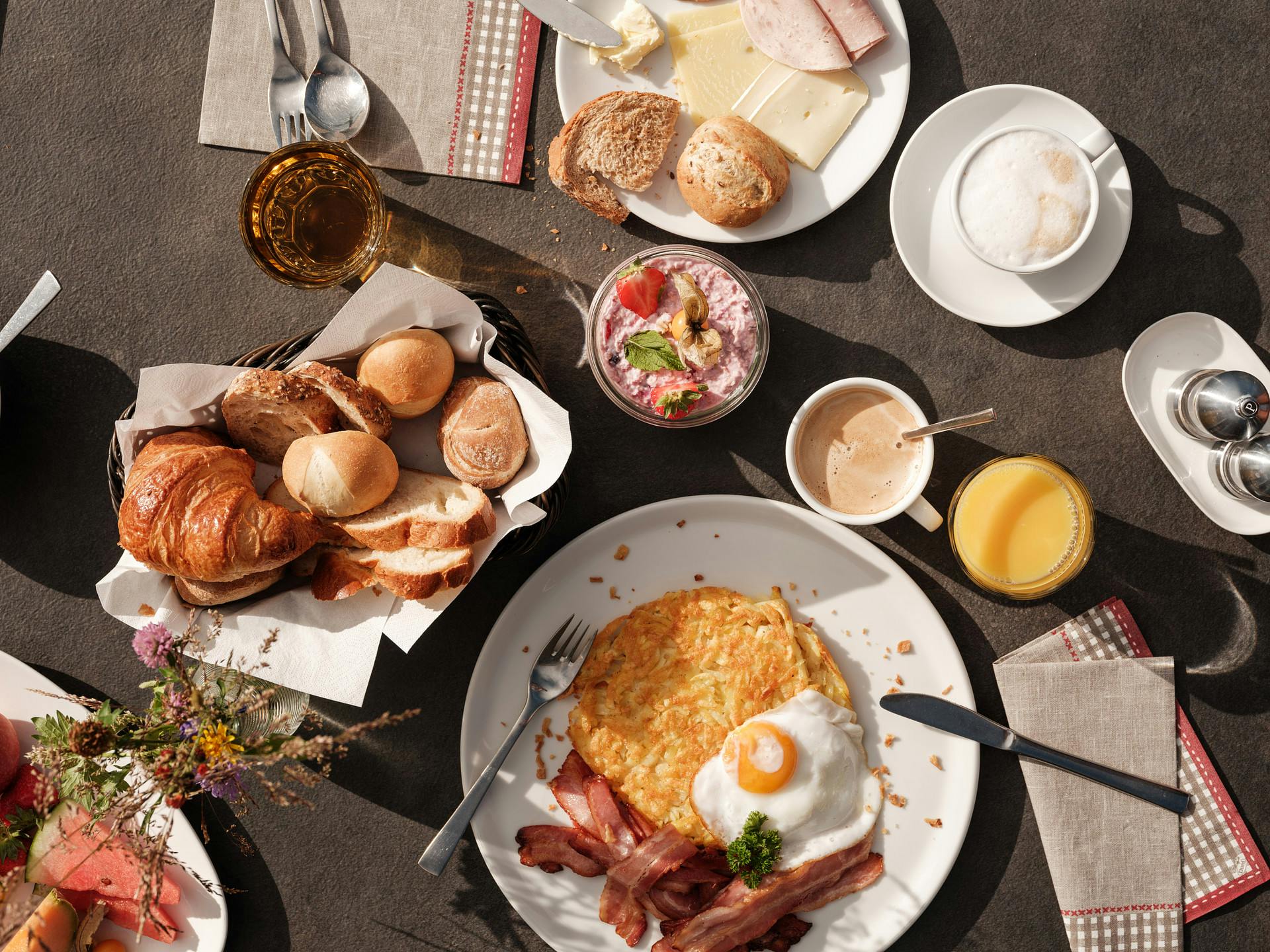 Niederhornbrunch inkl. Getränke <br>und Bahnfahrt ab Beatenberg