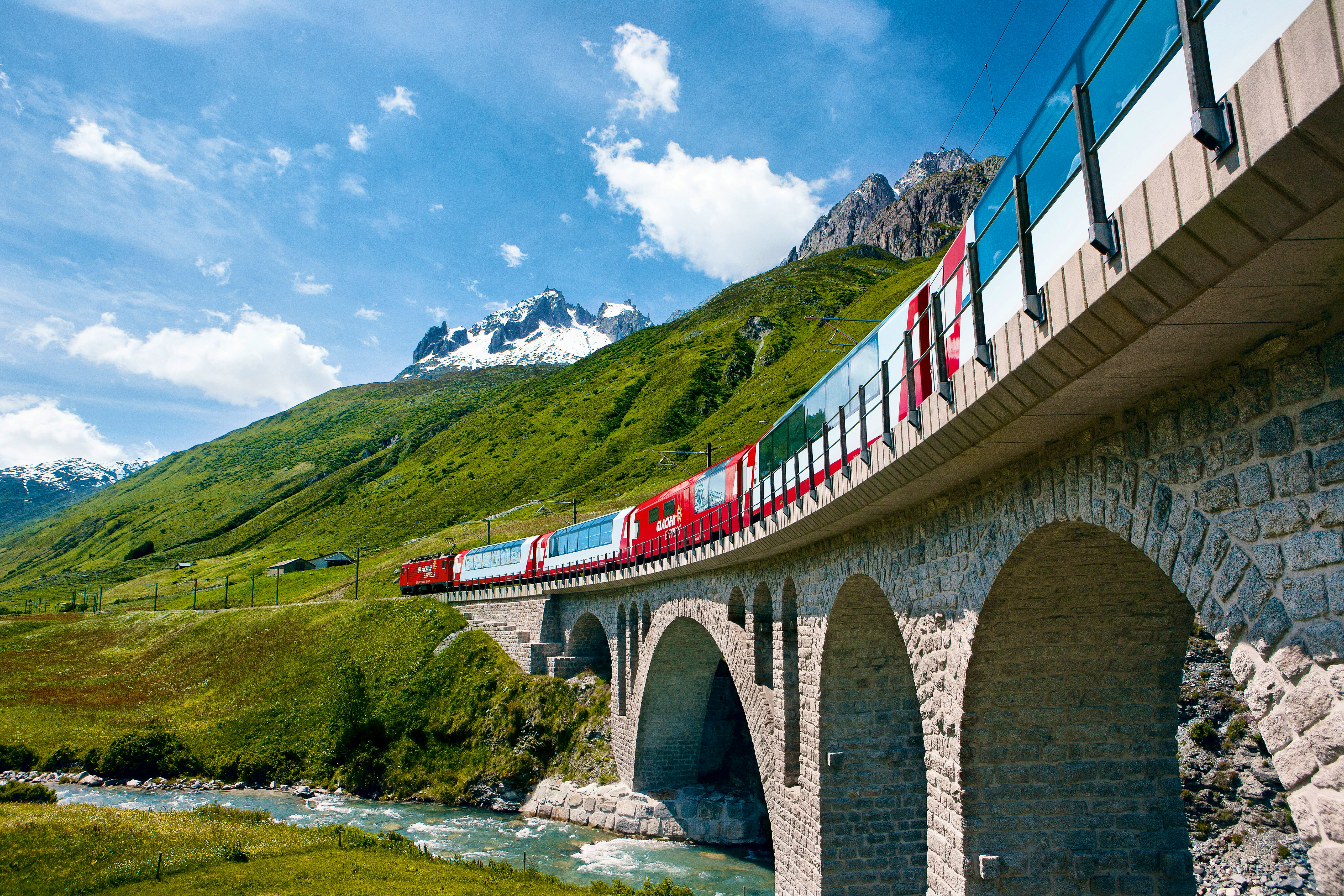 Viaggio con il Glacier Express e pernottamento