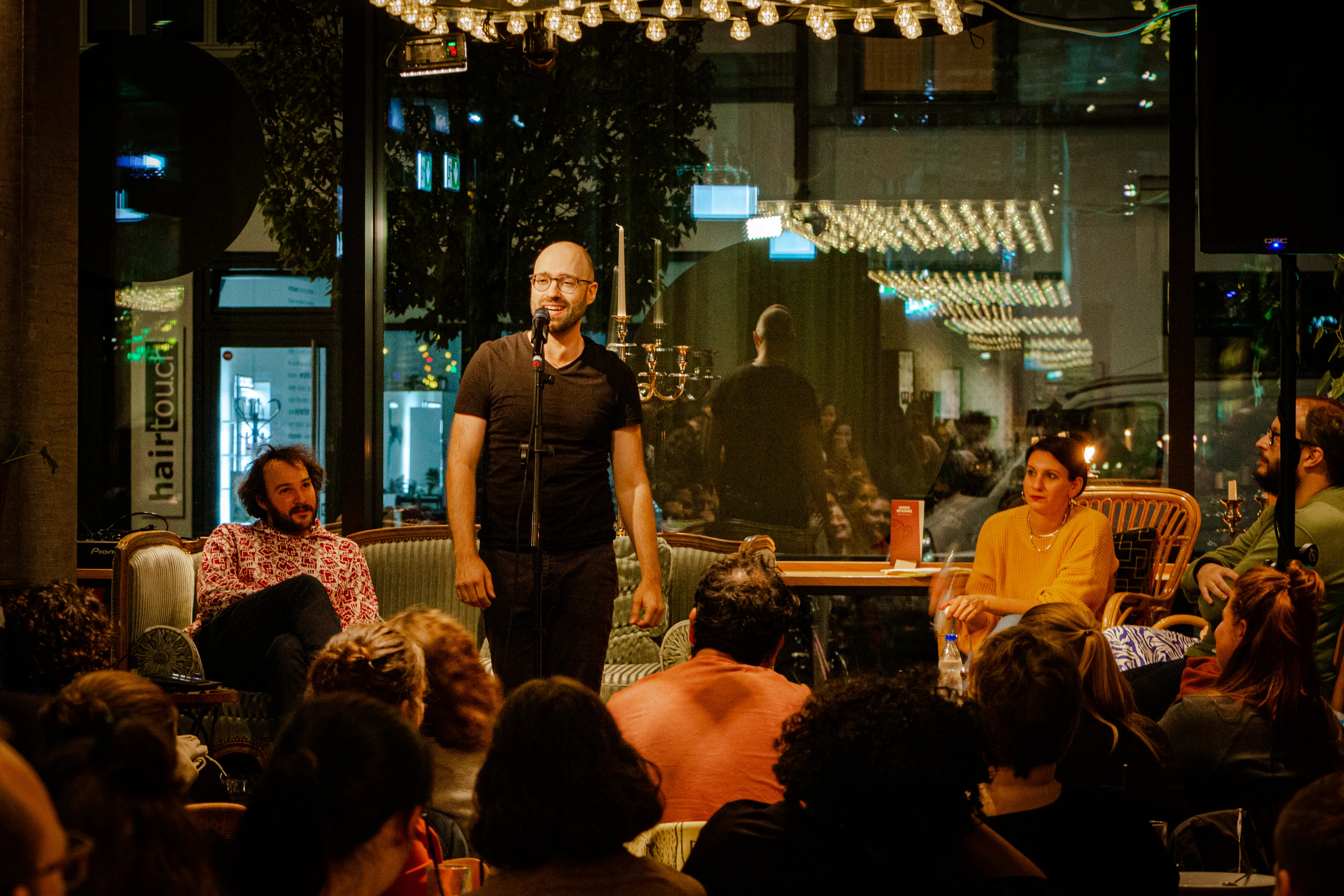 EAT POETRY LOVE – Der Genuss Poetry Slam im tibits