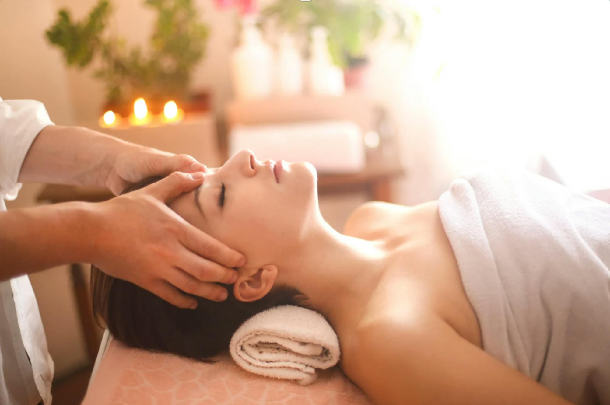 Massagen und Behandlungen