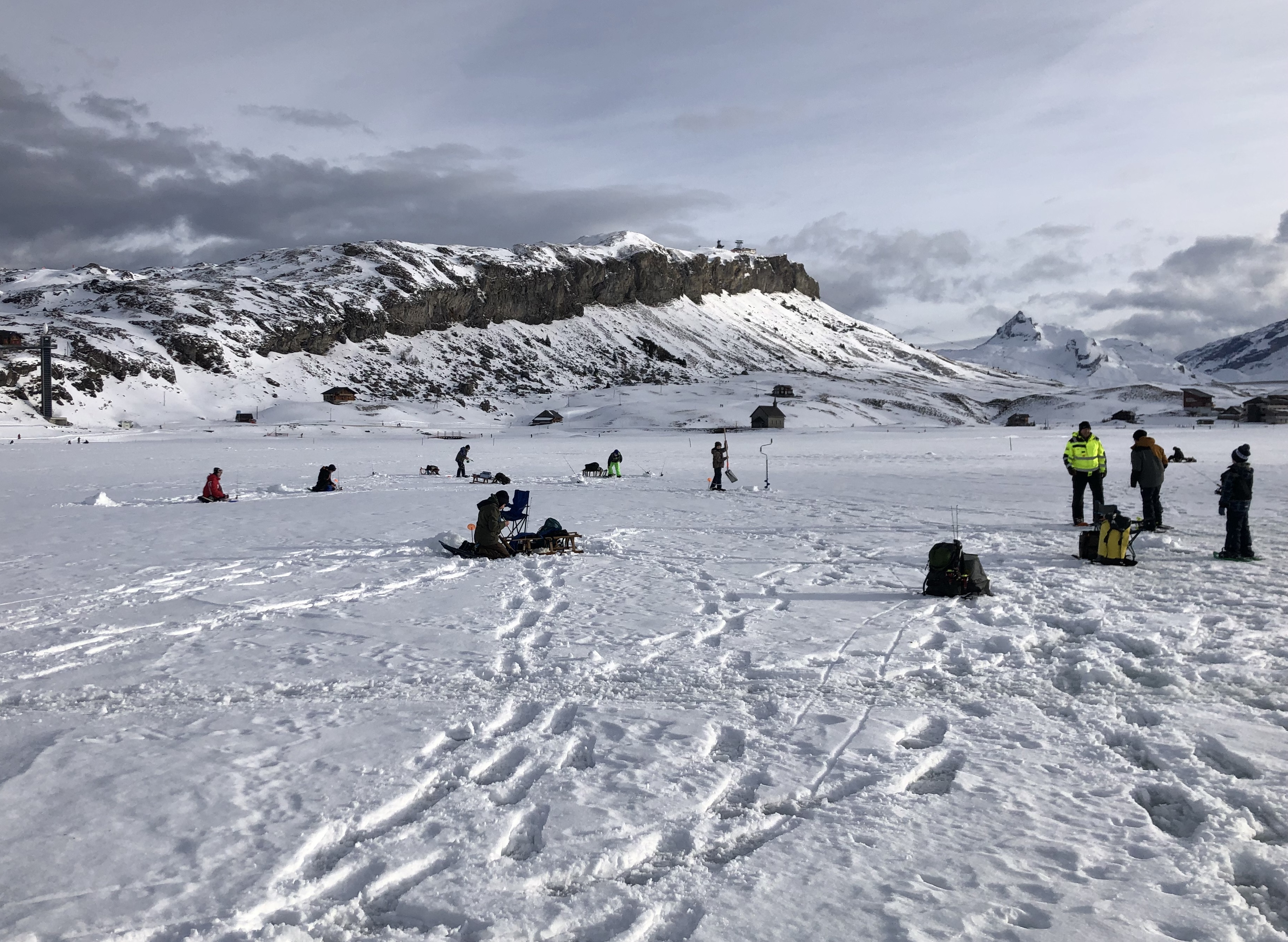 Eisfischer-Event im Berggasthaus Tannalp