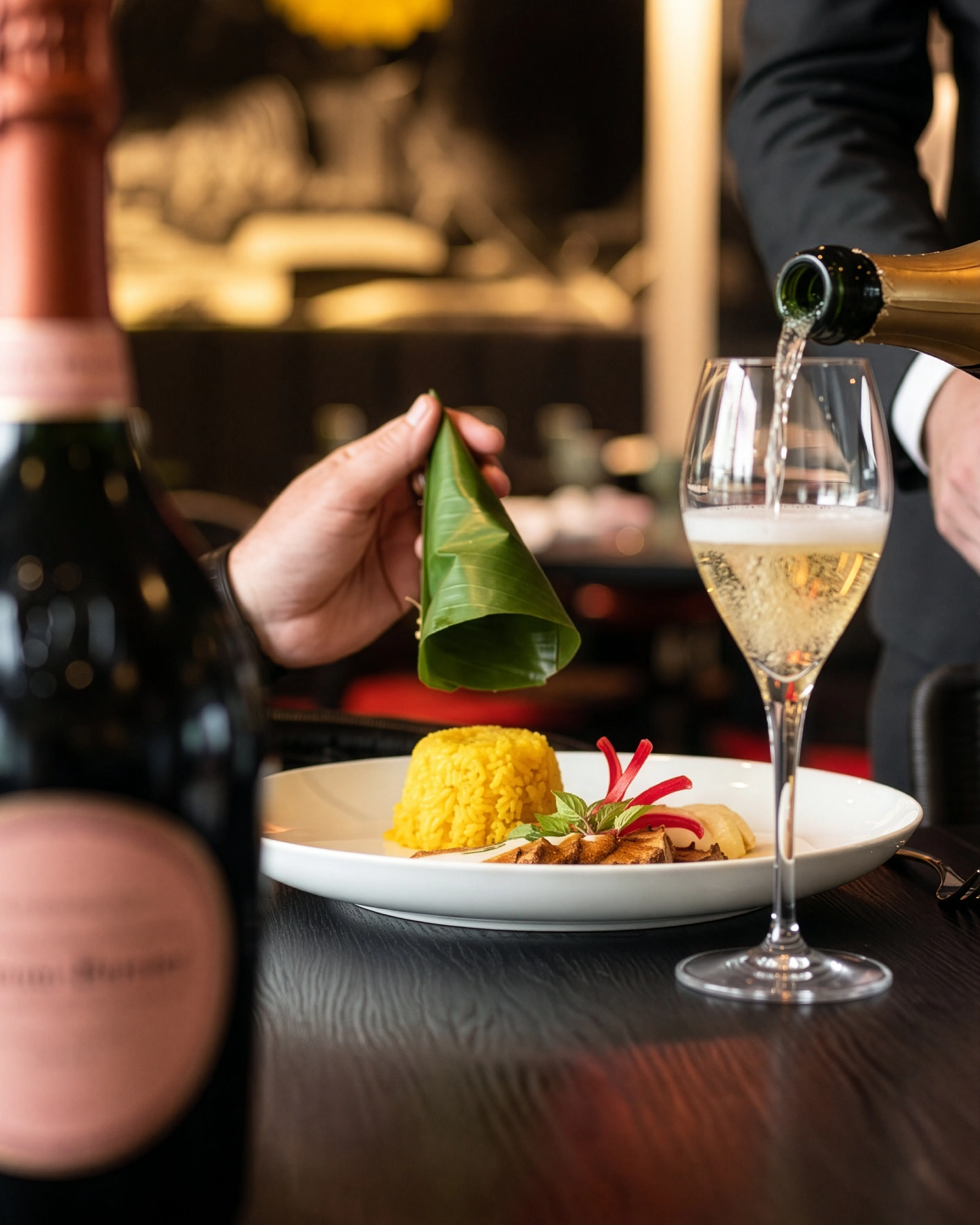 CHAMPAGNE THAI EXPERIENCE