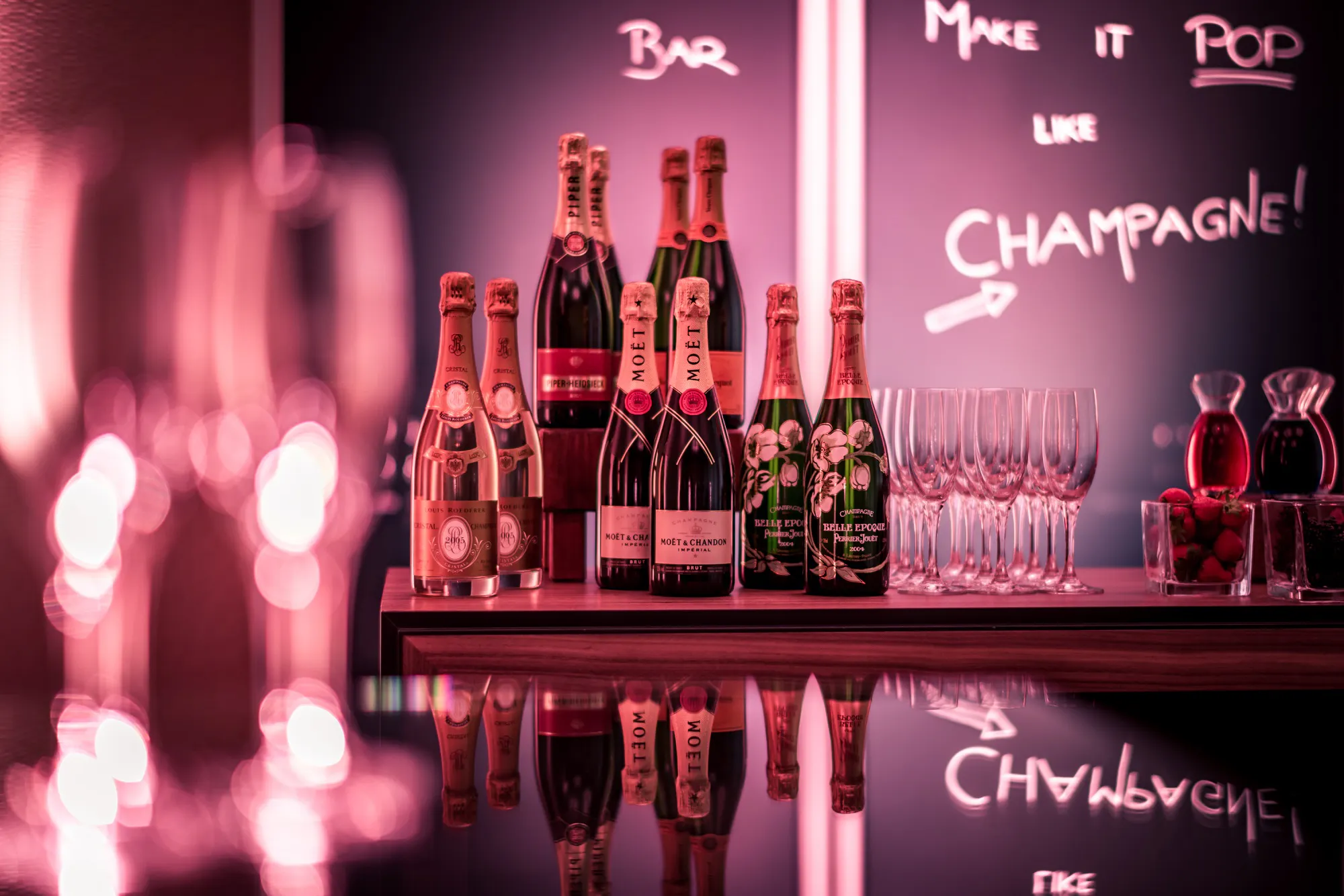 CHAMPAGNE THAI EXPERIENCE