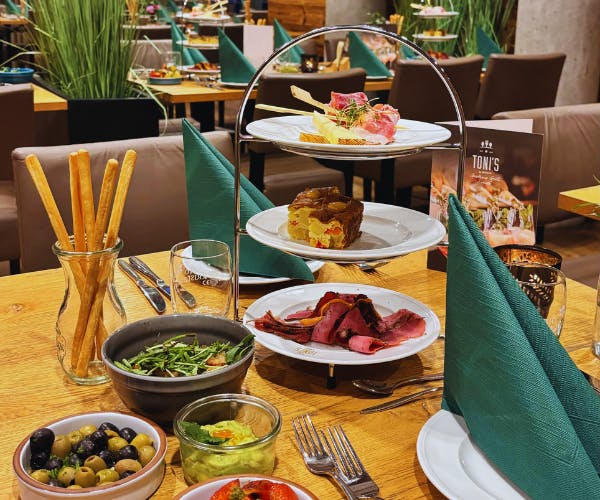 TONI`s After Work Tapas