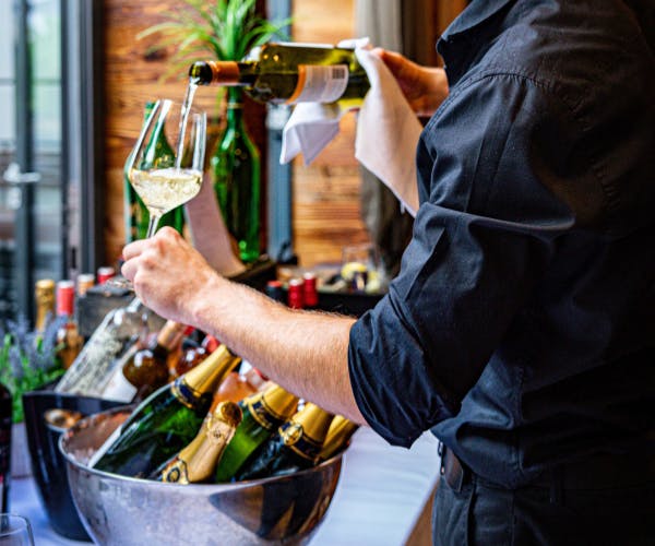 Karfreitag: TONI`s Weinfest - Entweder - oder