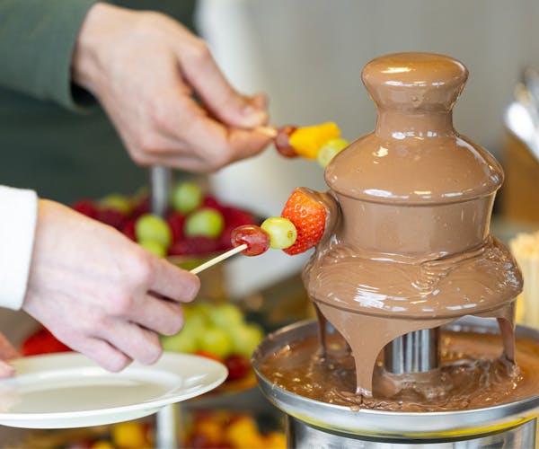 Schlitteln mit Frühstück (1&nbsp;Bergfahrt, Frühstück à discrétion,&nbsp;Schlitteln)