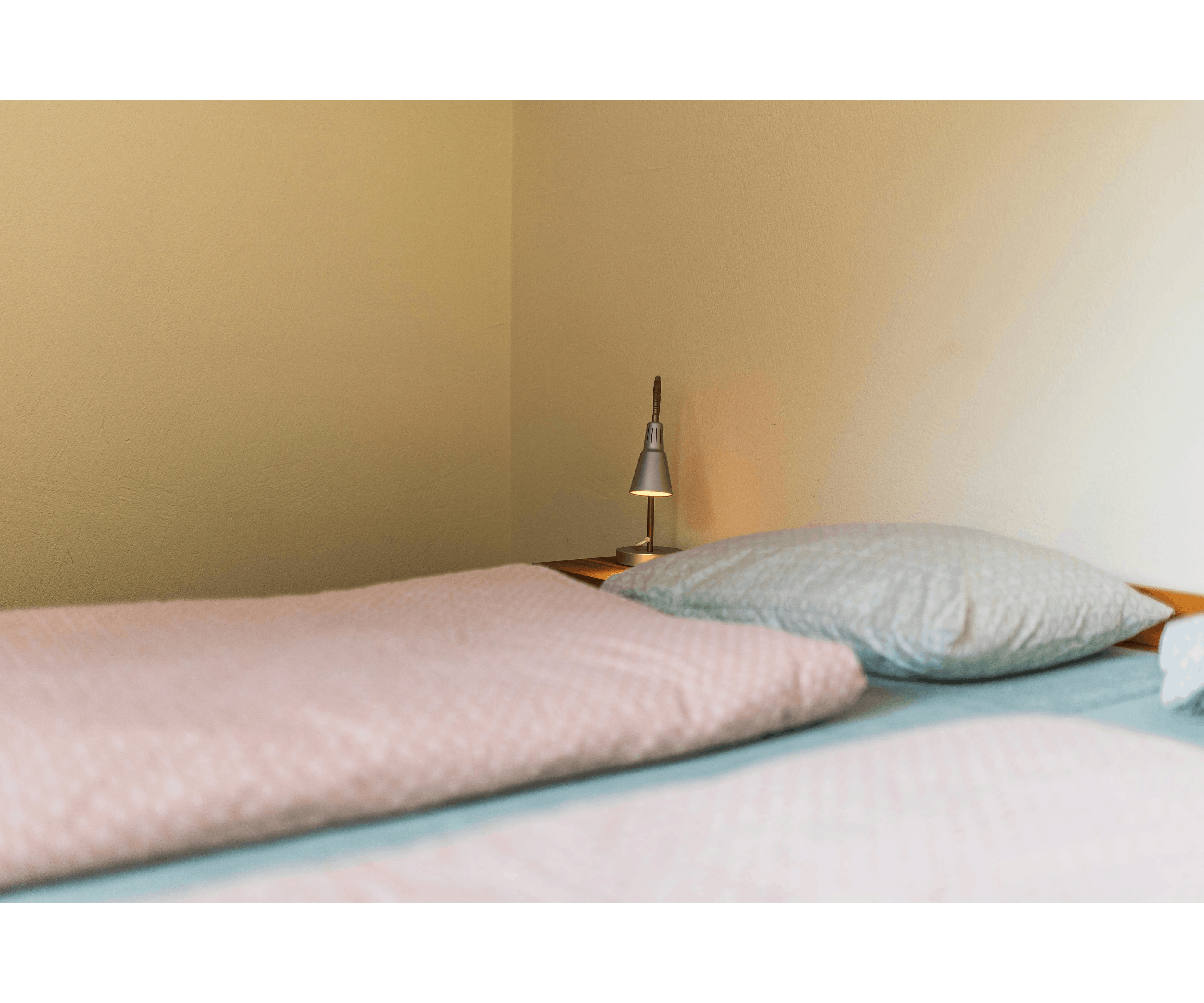 Bed linen: duvet and pillowcase