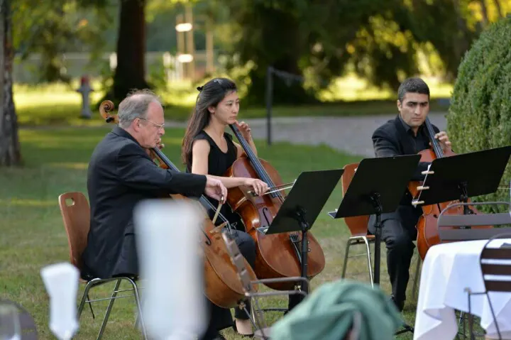 "Sound in the Rock" with The Cellists (Live)