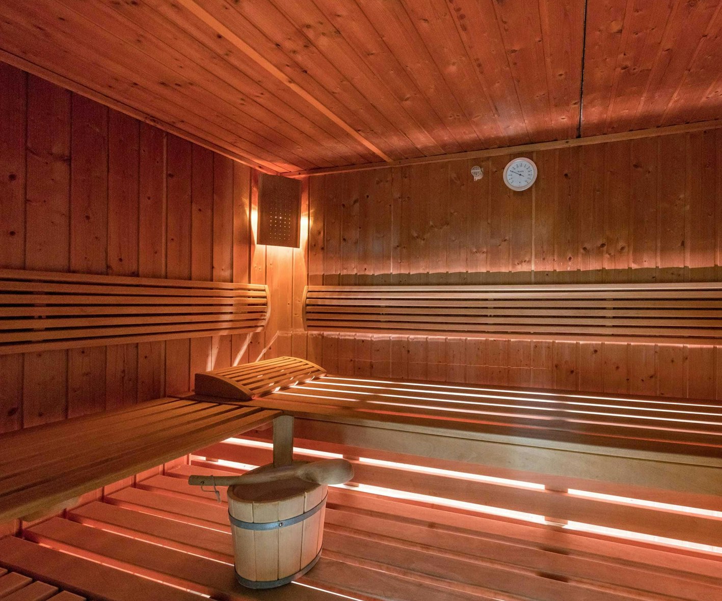 Fitness and sauna area access 11 for 10