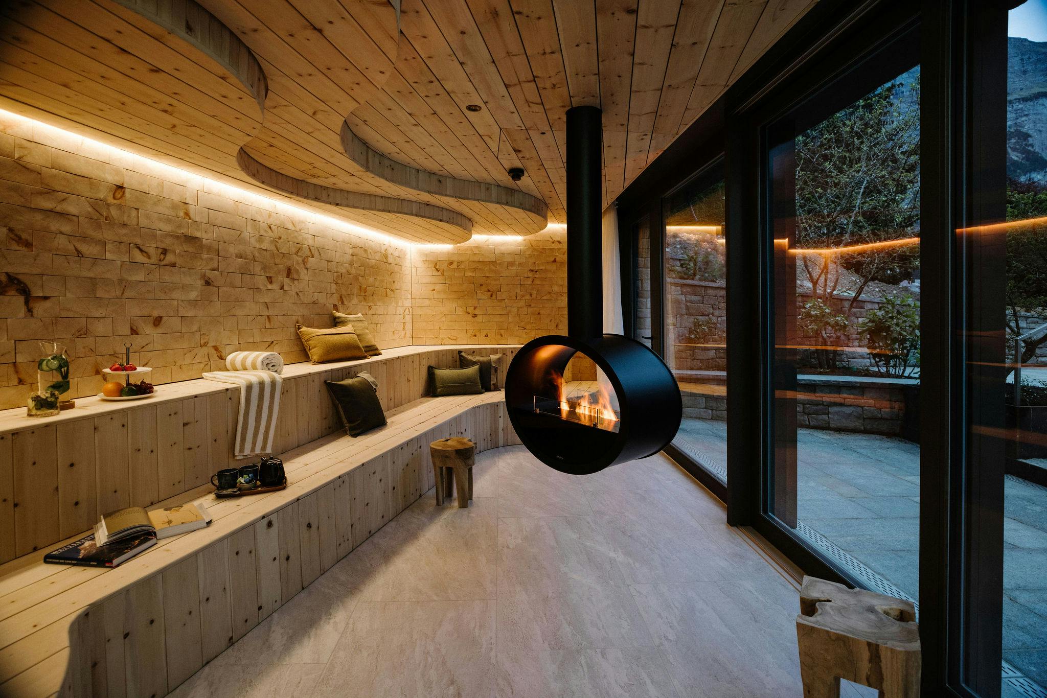 Fire & Ice SPA