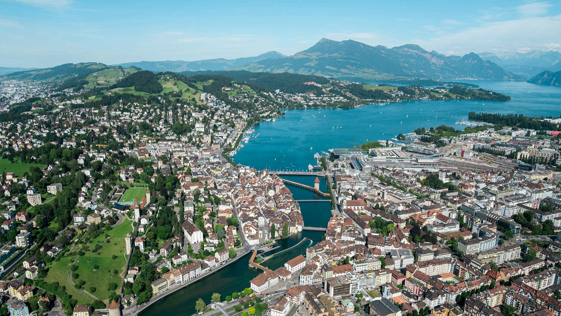 Sightseeing Flight Lake Lucerne