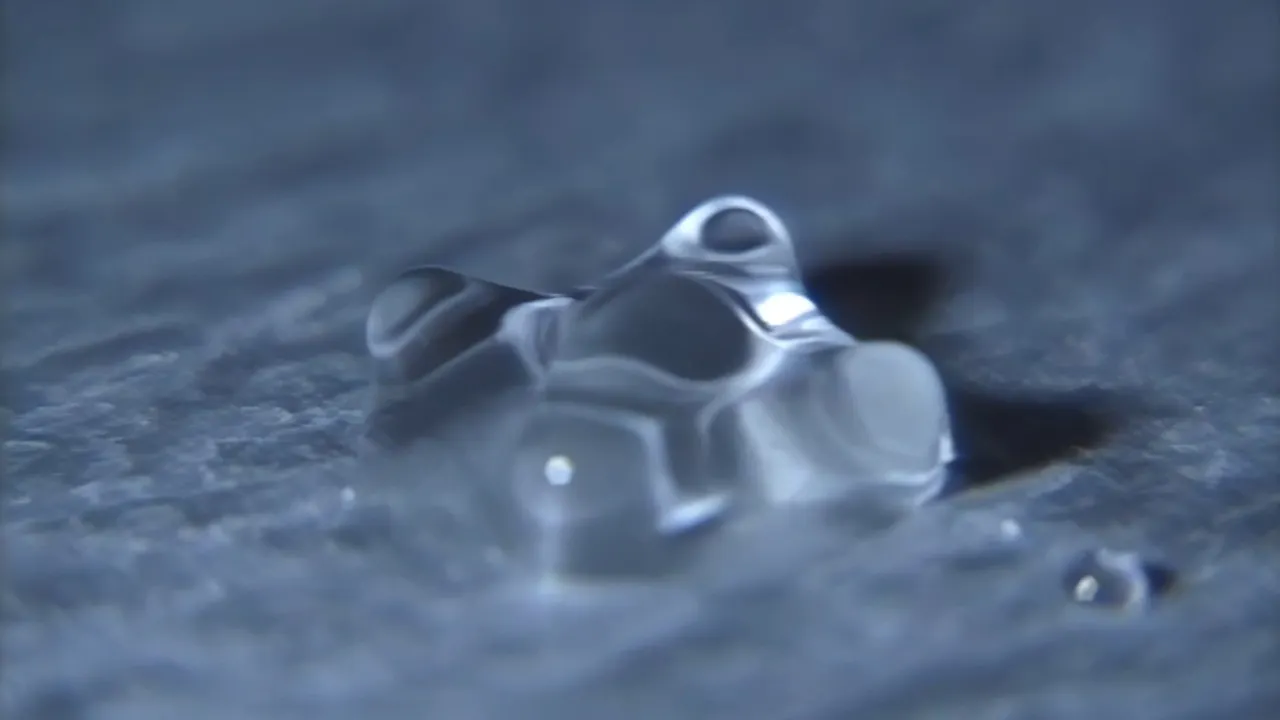 Klangdom: Die Quelle - Wasser und Bewusstsein