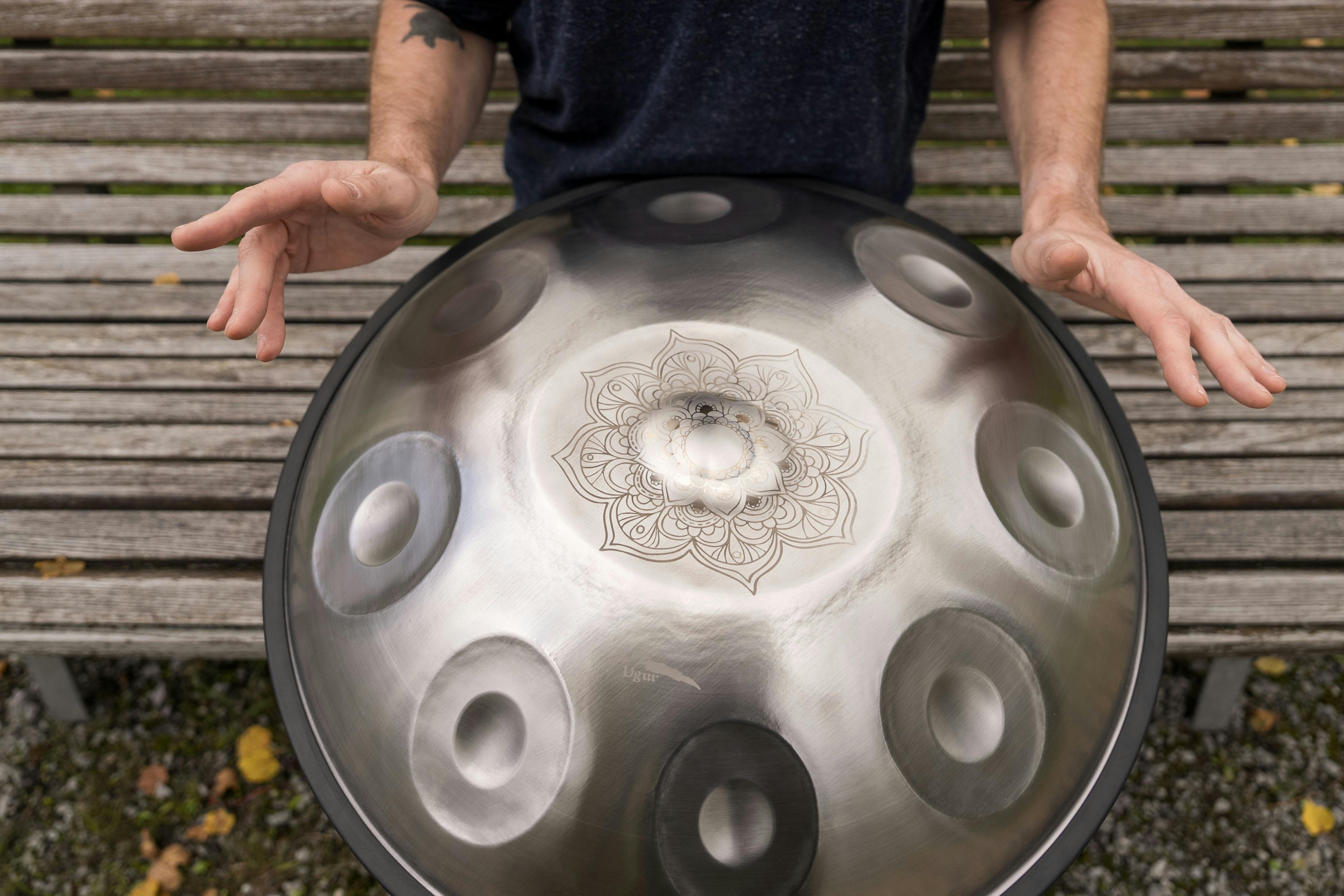 Thementage - Handpan – Perkussion und Klangräume