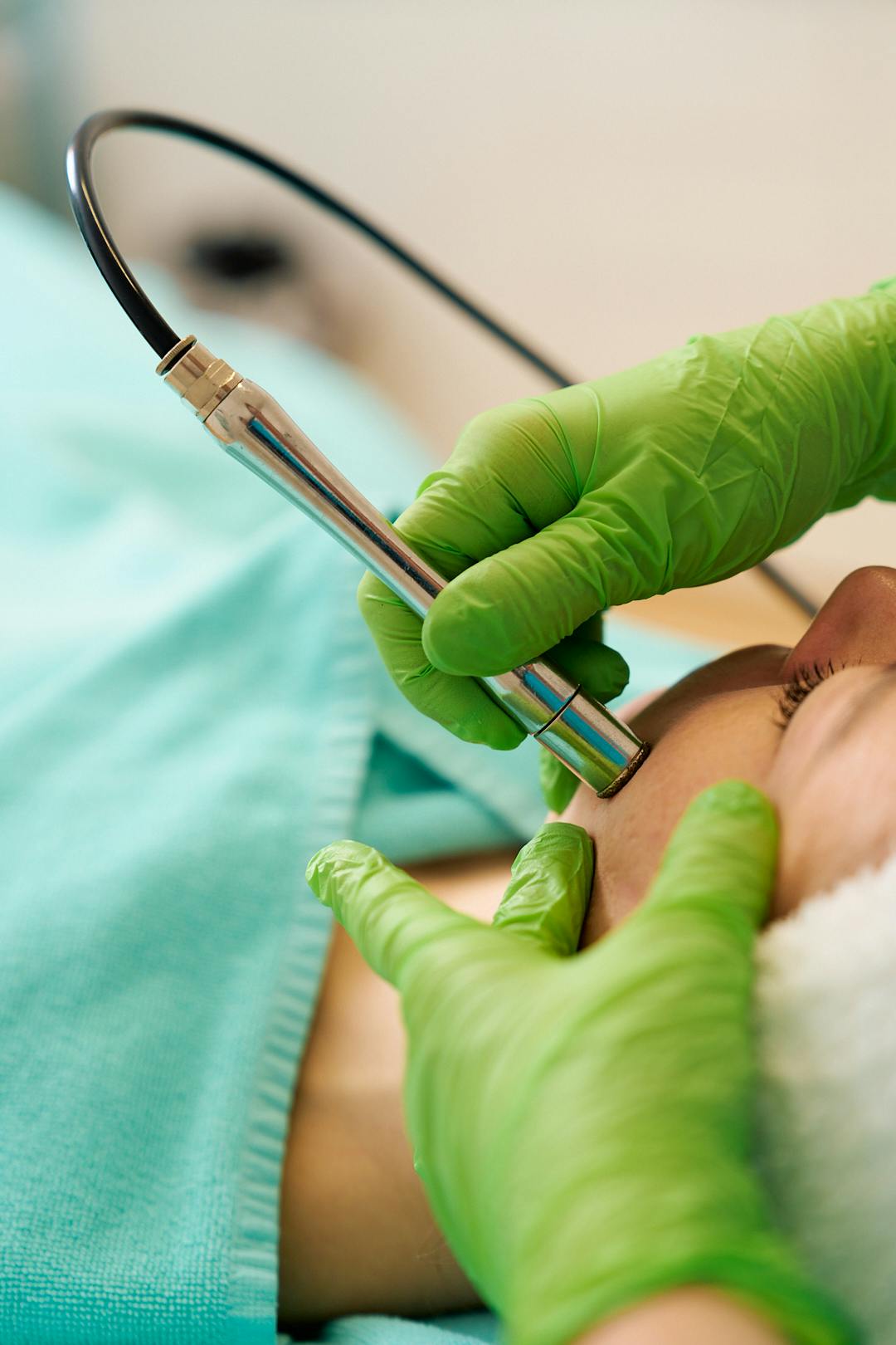 Gesichtspflege mit Mikrodermabrasion