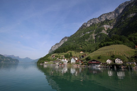 Pleasure tour on the Walensee with overnight stay
