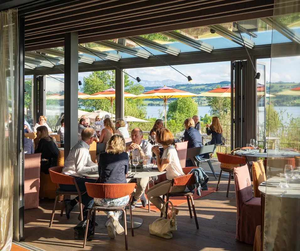 Frühstücken am See im Sonne Seehotel