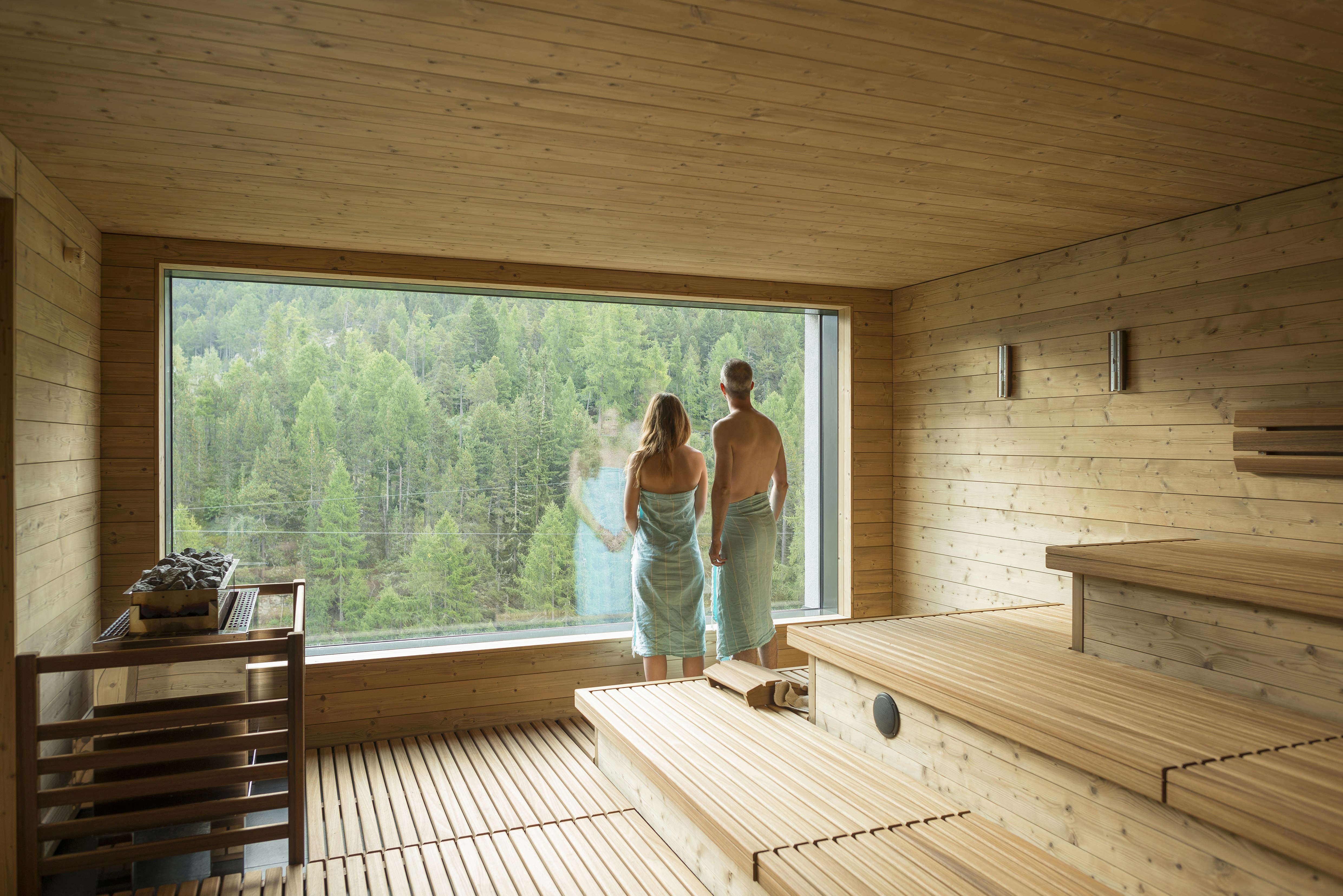 Time out in Saas-Fee wellness Hostel 4000