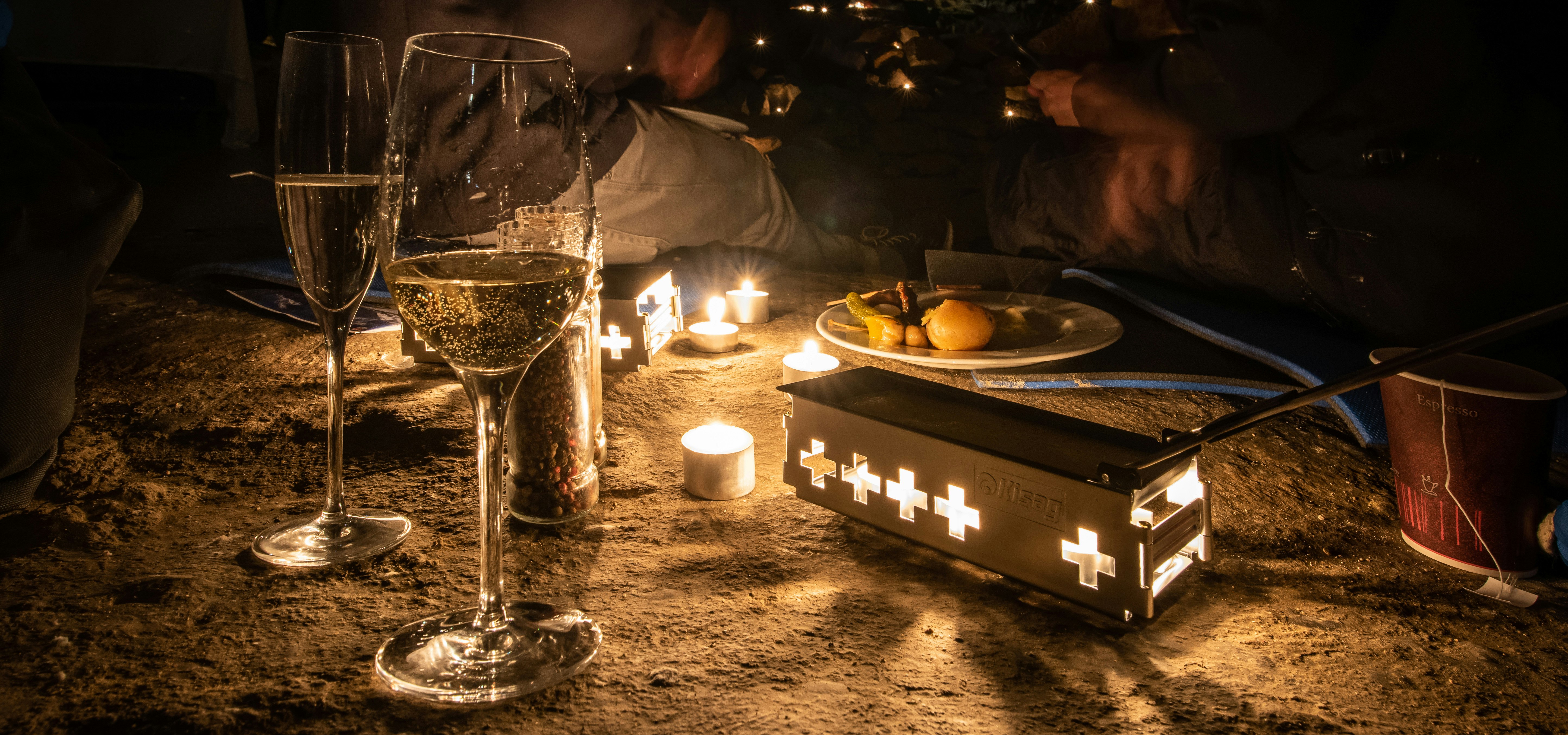 Exclusive candlelight raclette grotto in the Beatus Caves