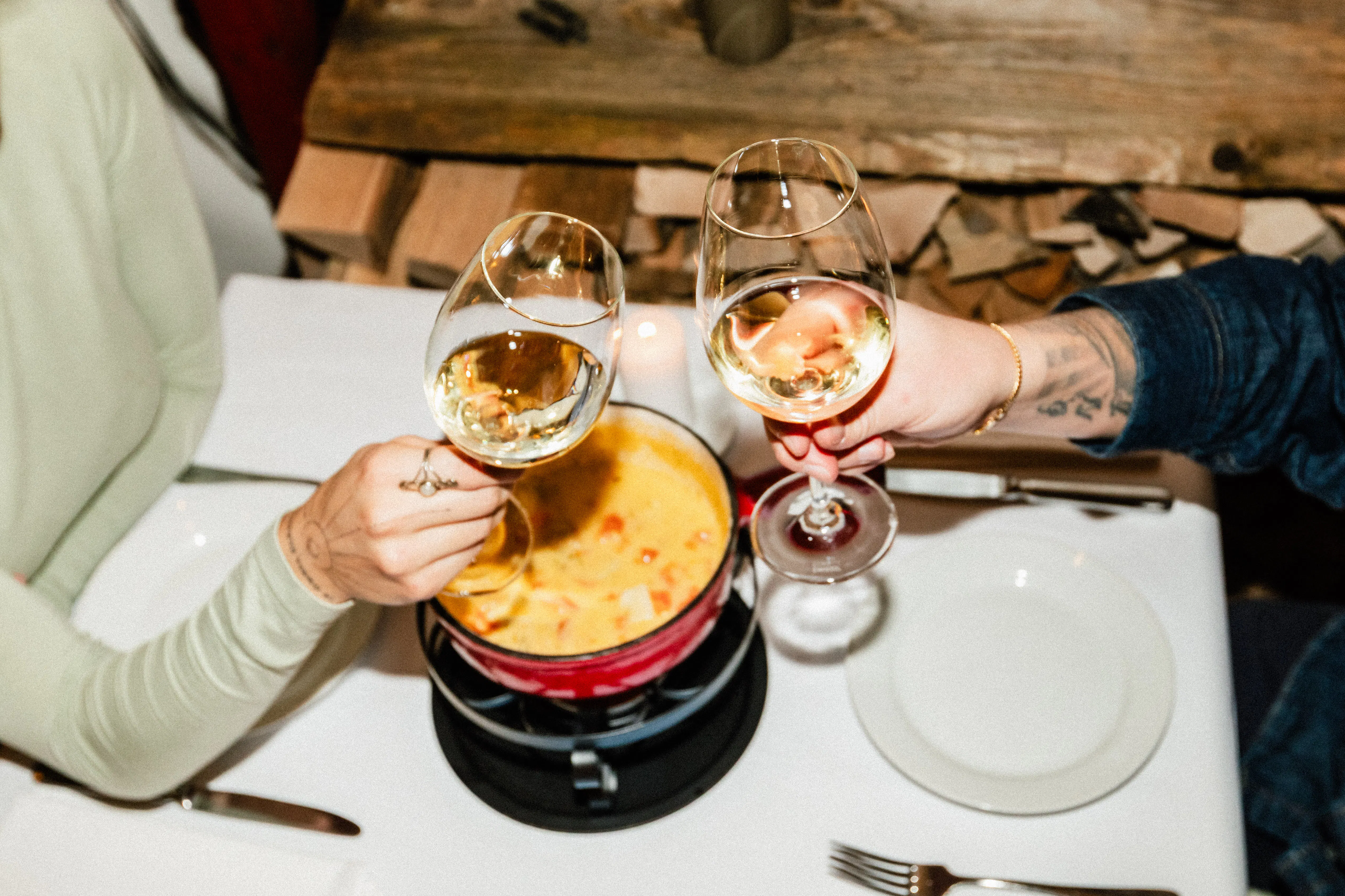 Fondue im Winterzelt in der Dampfzentrale