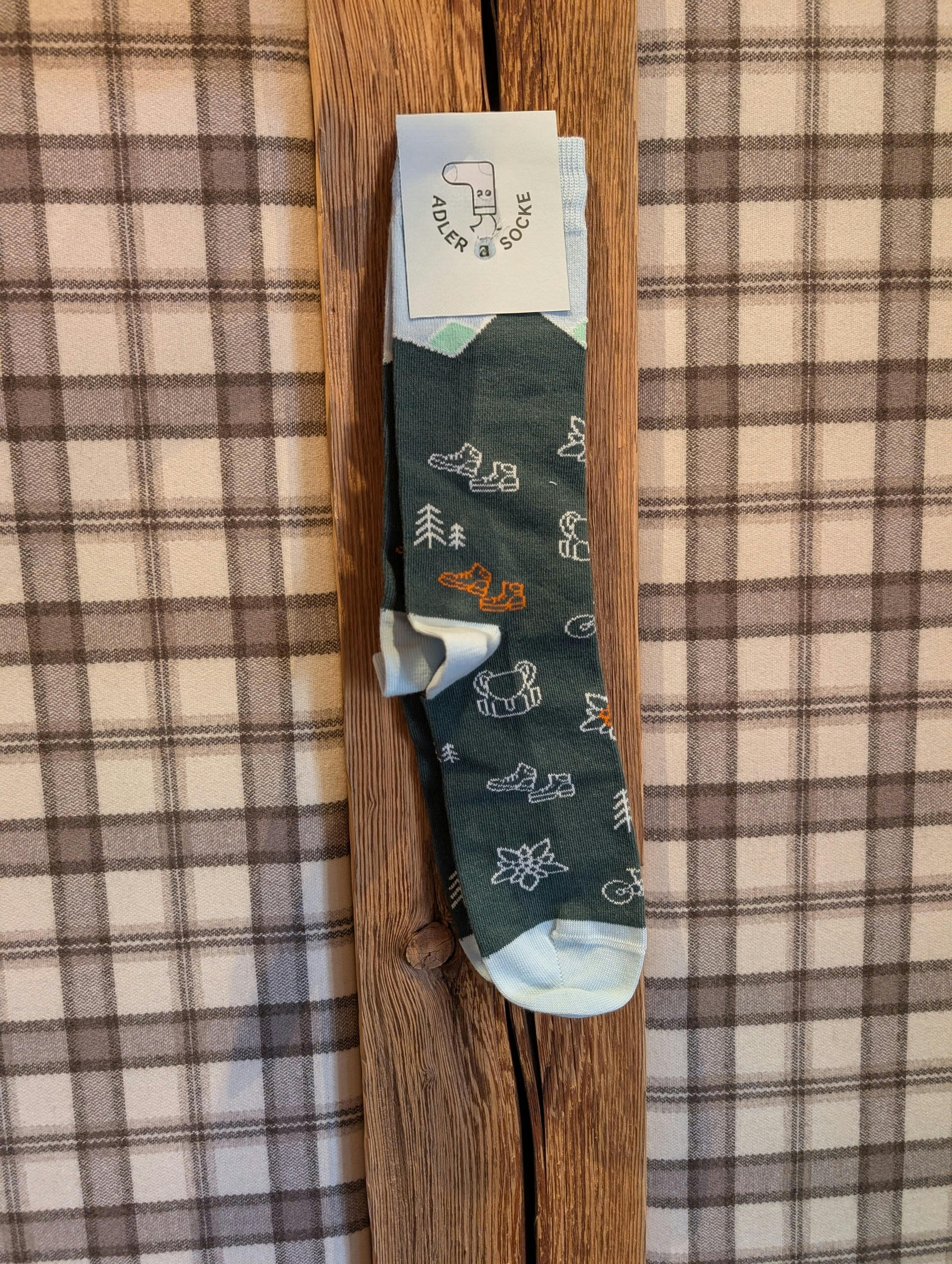Adler-Socken - Gipfelglück an den Füssen