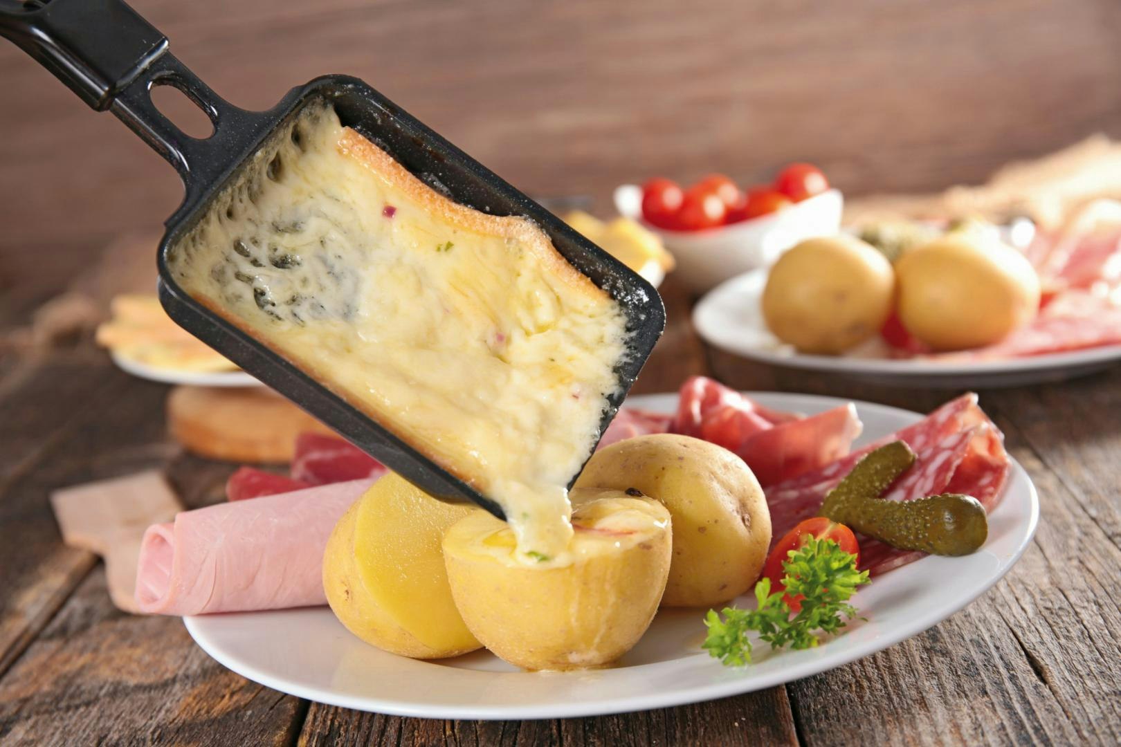 Gutschein Zusatzservice: Raclette-Abend am Anreisetag