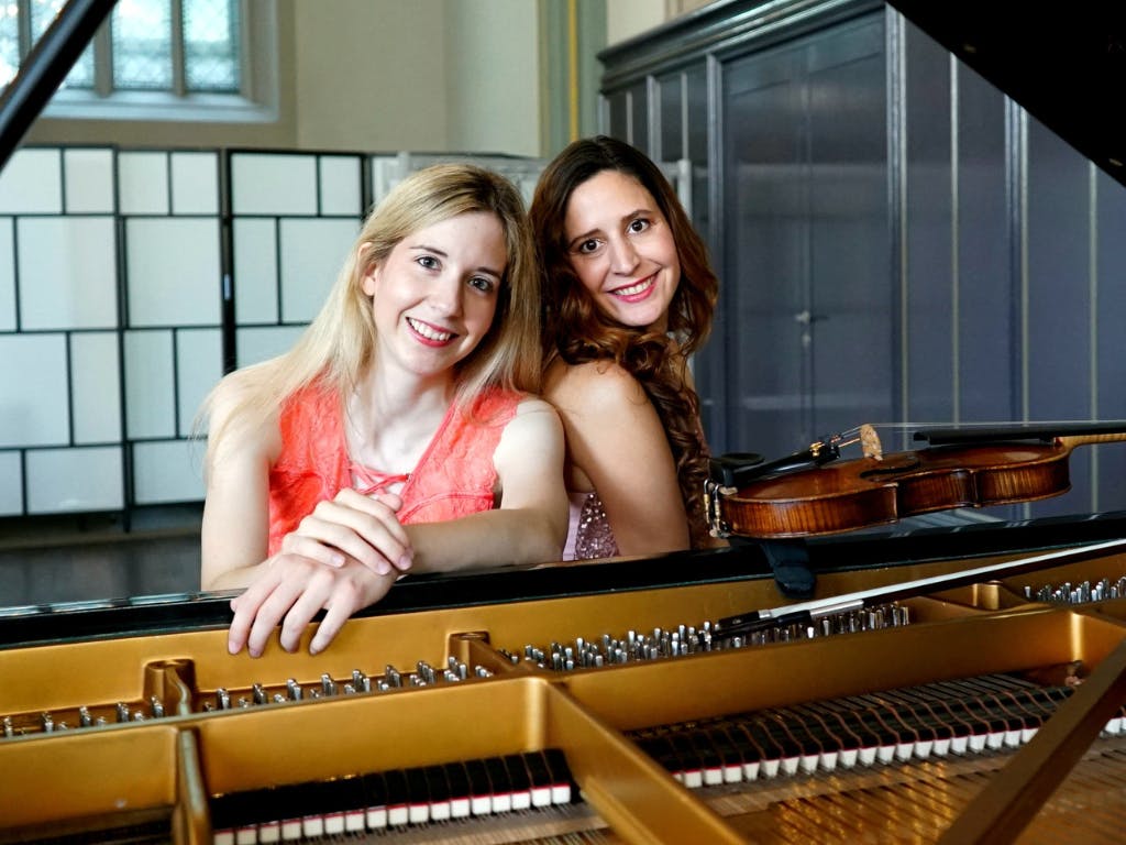 Dinner & Concert mit Duo ARTESKY 