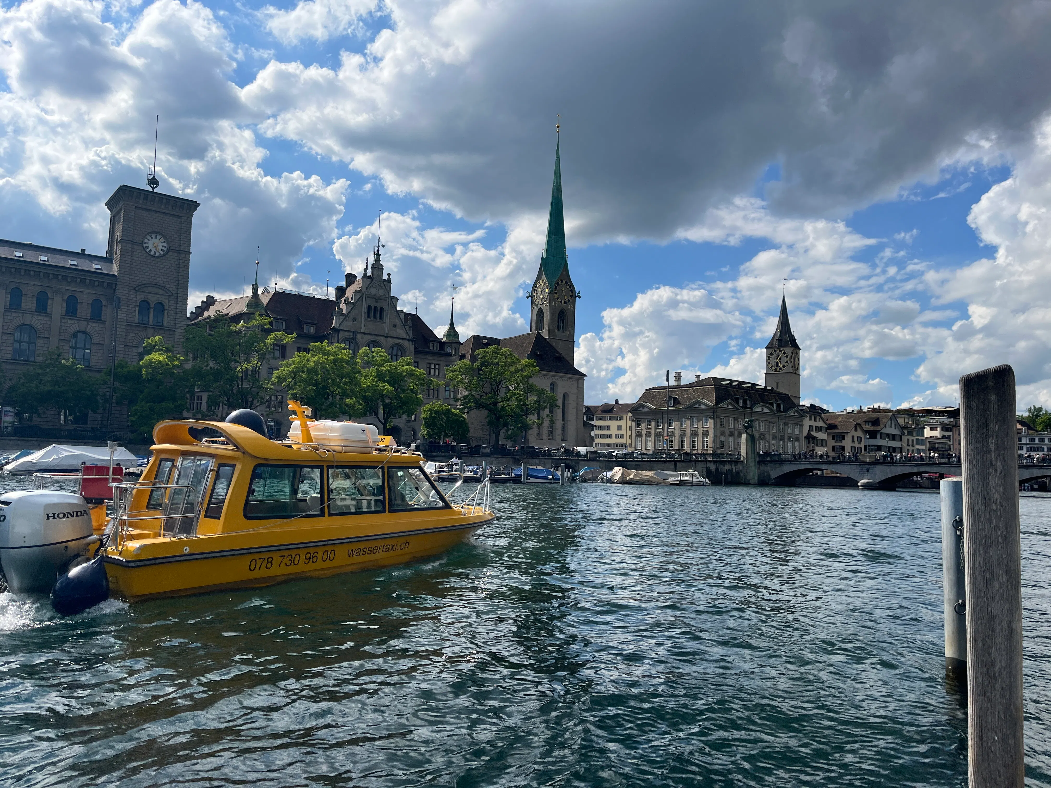 Lunchfahrt mit dem Wassertaxi