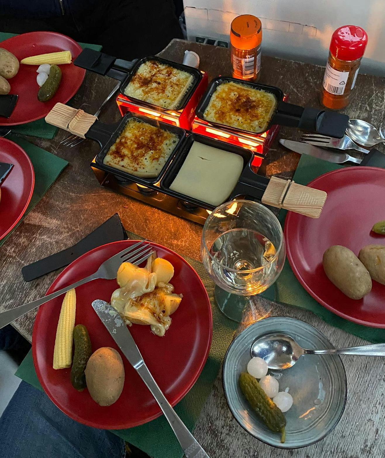 Gutschein für Raclette oder Fondue auf dem Schiff