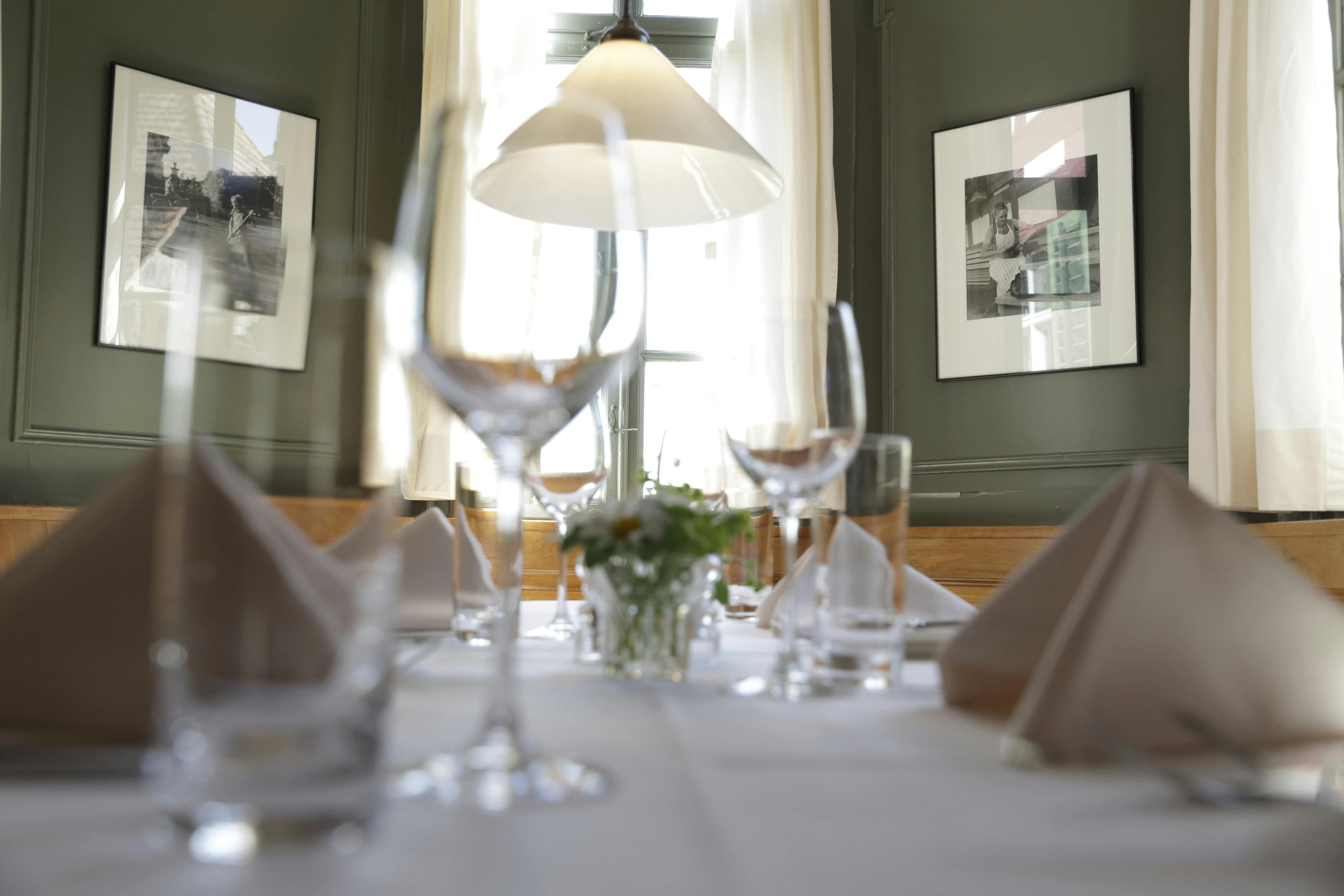 Übernachtungsgutschein mit 3-Gang-Menu im historischen Haupthaus