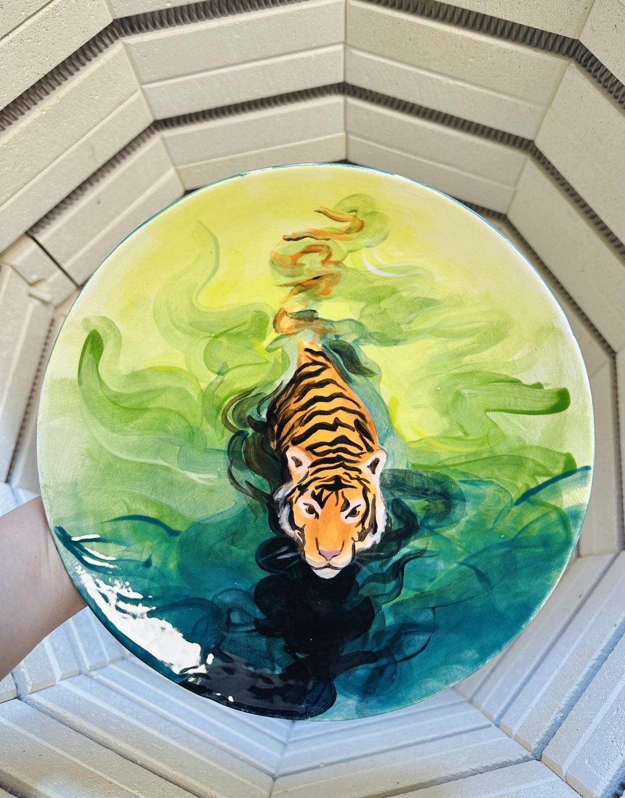 Ceramic Painting: Eyes of the Wild - Zürich